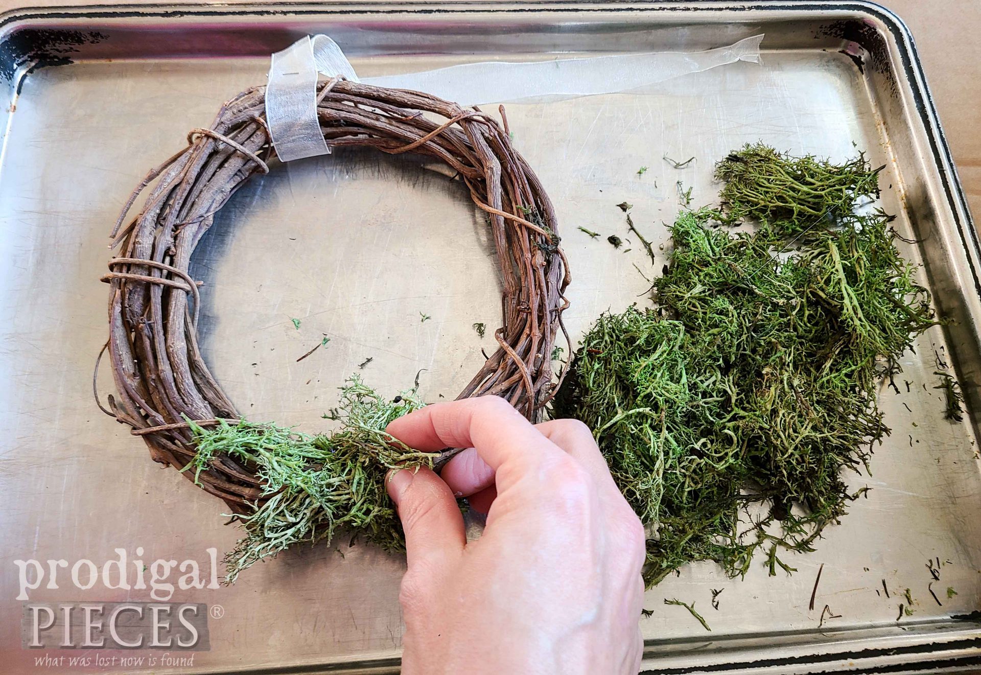 Making Reindeer Moss Grapevine Wreath for Upcycled Ornate Frame | prodigalpieces.com