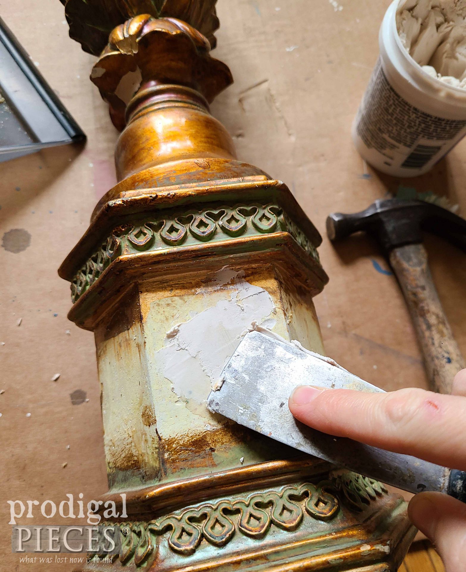 Filling in Broken Decor with Spackling | prodigalpieces.com #prodigalpieces