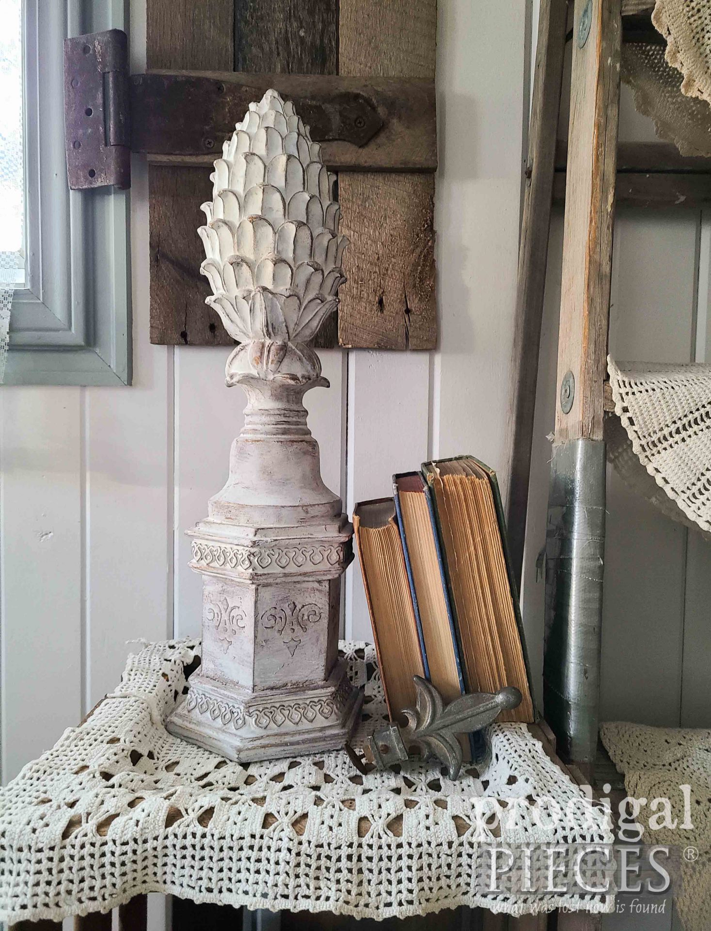White Pineapple State - DIY Broken Decor Repair by Larissa of Prodigal Pieces | prodigalpieces.com #prodigalpieces #farmhouse #diy #home
