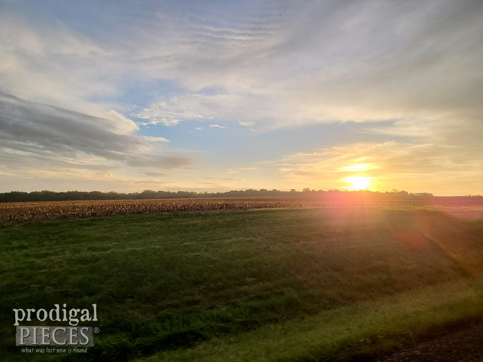 Easterm Morning Sunrise in Ohio Farmland by Prodigal Pieces | Planning for an Empty Nest | prodigalpieces.com #prodigalpieces