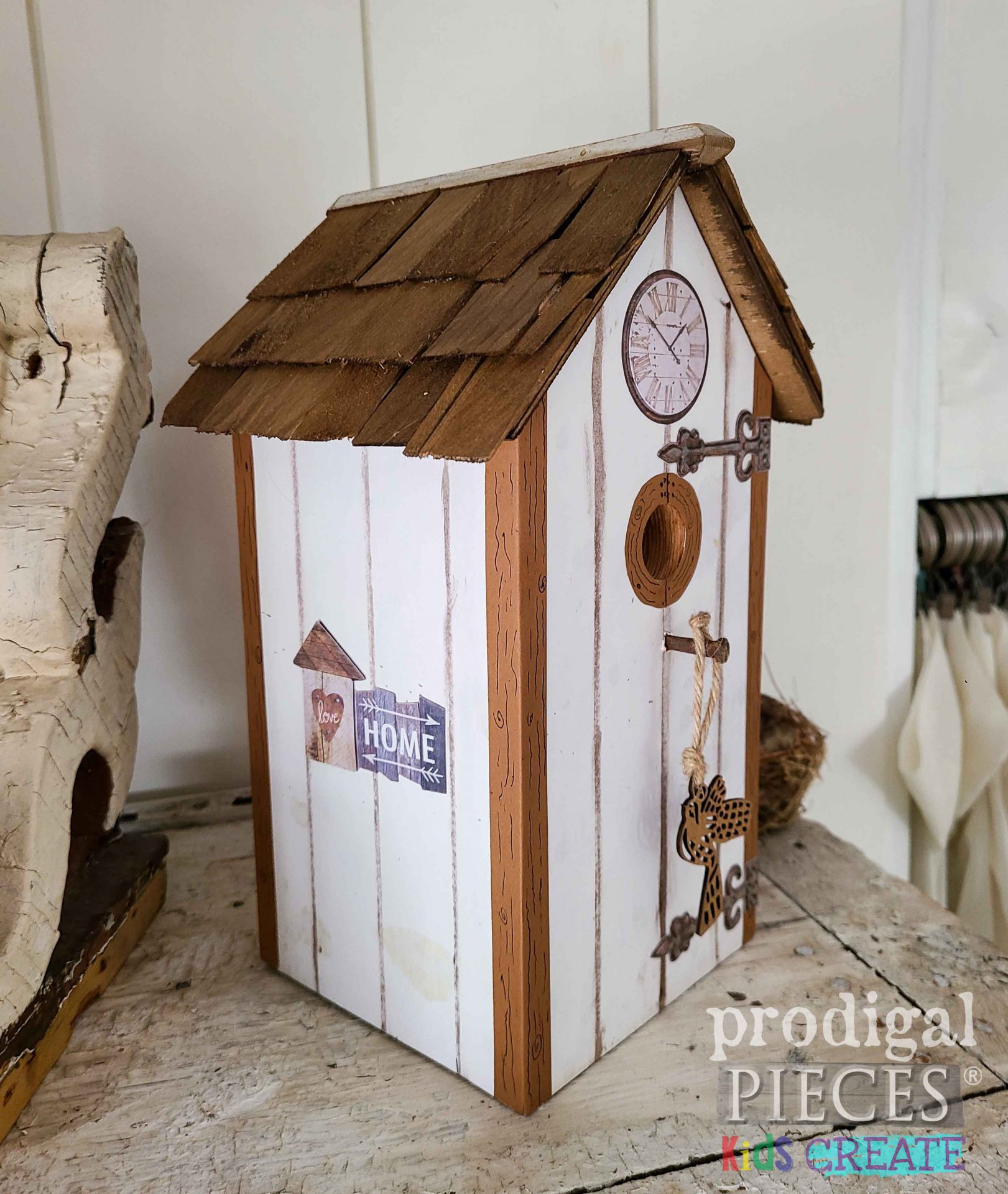 Rustic Farmhouse Birdhouse with KIDS Create by Prodigal Pieces | prodigalpieces.com #prodigalpieces #spring #diy #homedecor