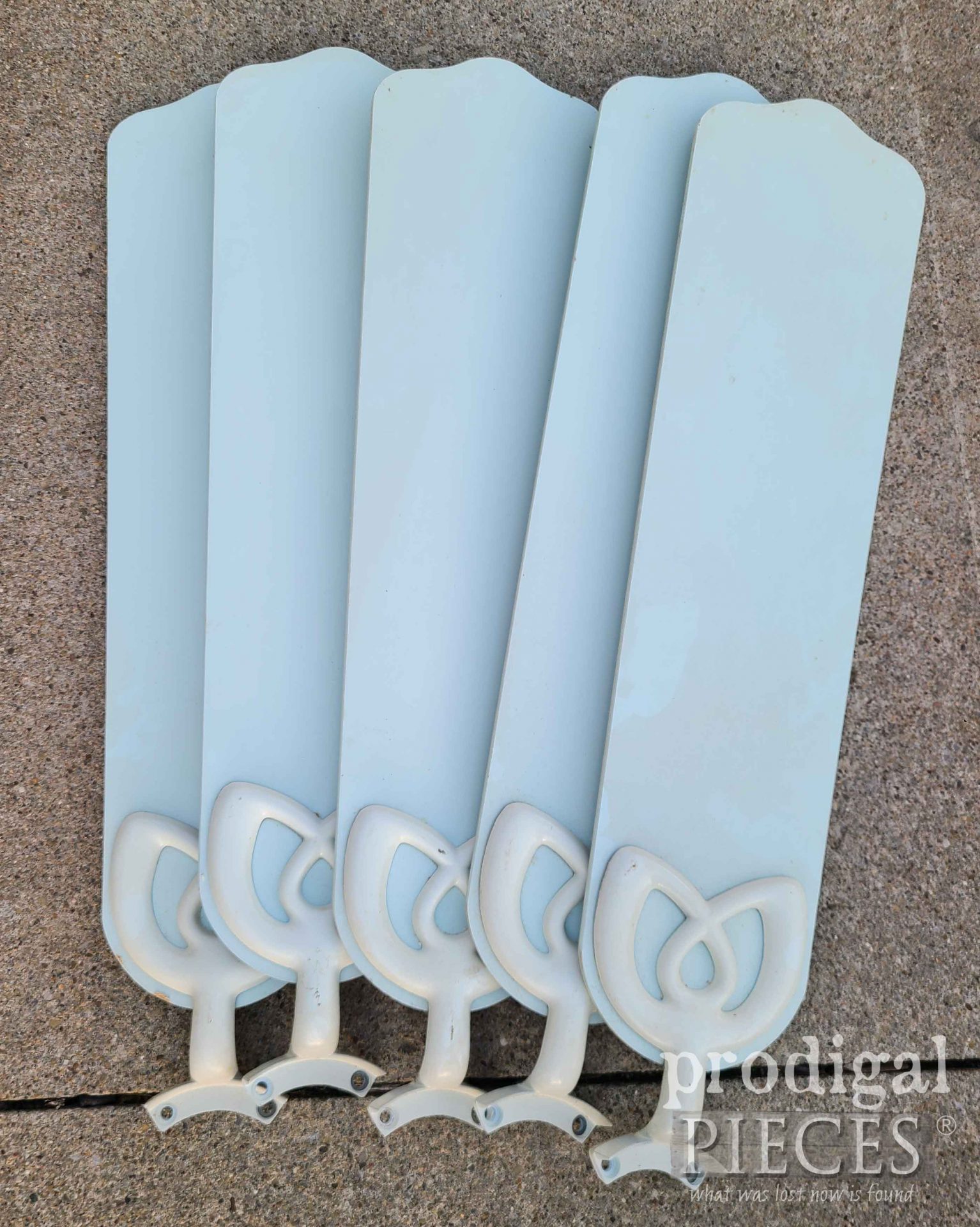 Trashed Fan Blades Before Upcycle by Larissa of Prodigal Pieces | prodigalpieces.com