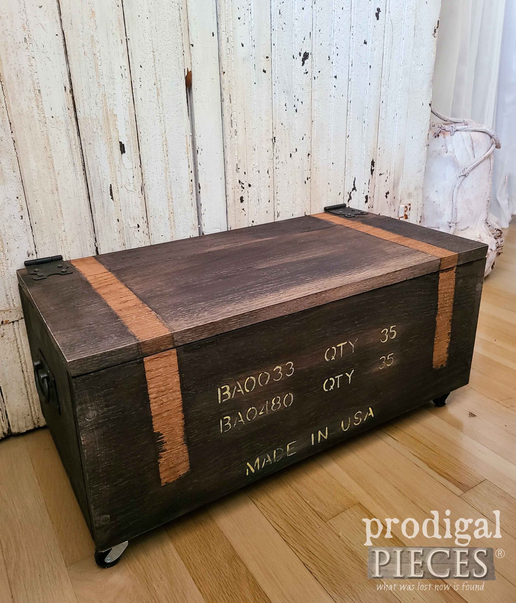 Made in the USA Farmhouse Style Ammo Box by Larissa of Prodigal Pieces | prodigalpieces.com #prodigalpieces #diy #woodworking #farmhouse #home