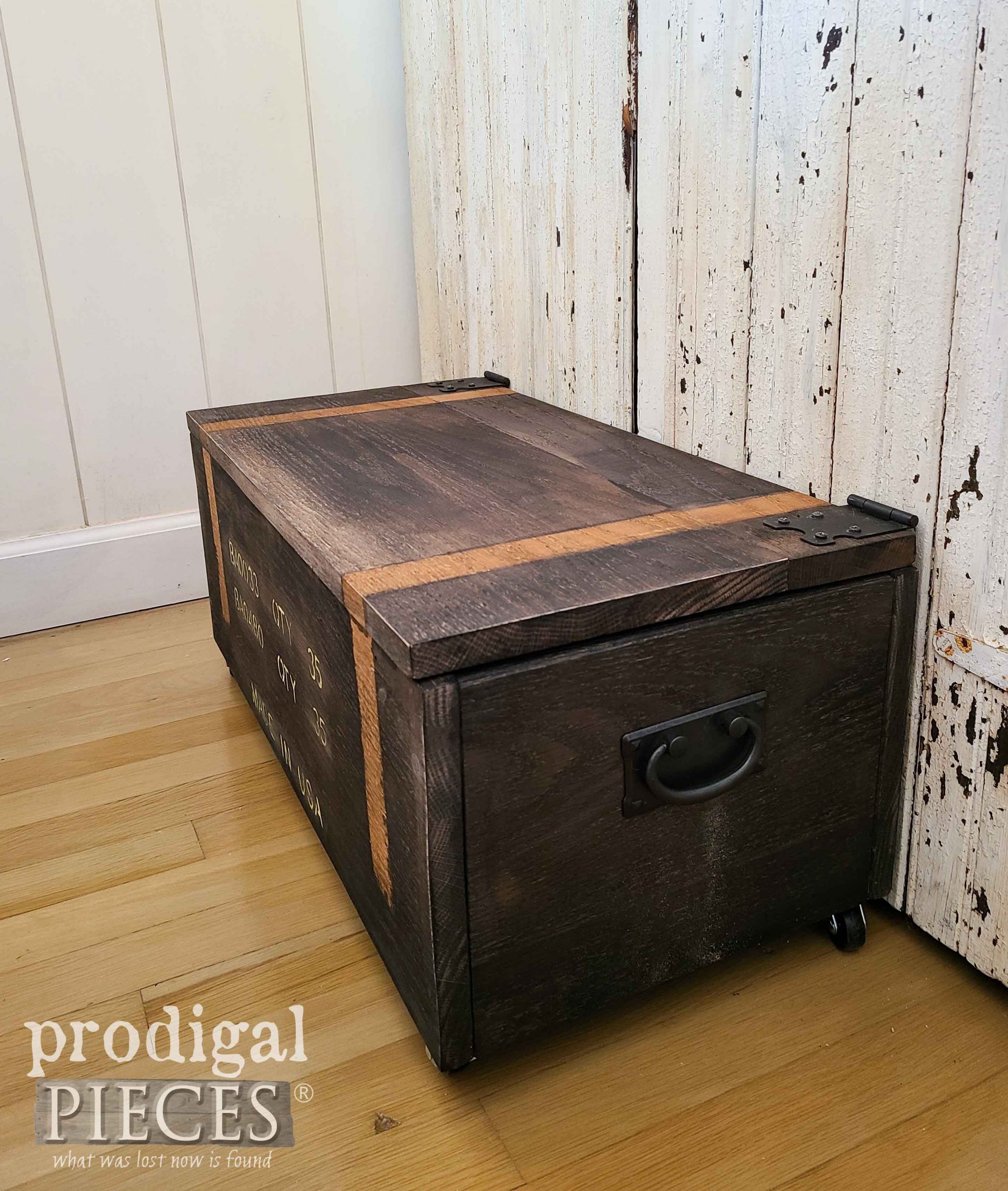 Side View of DIY Ammo Box by Larissa of Prodigal Pieces | prodigalpieces.com #prodigalpieces #farmhouse #diy #home