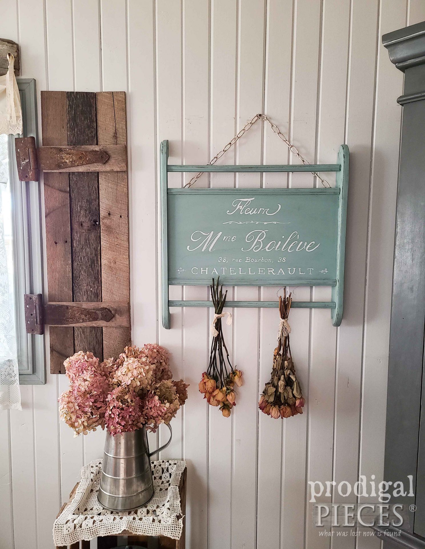 DIY French Flower Shop Sign from a Vintage Baby Crib Upcycled by Larissa of Prodigal Pieces | prodigalpieces.com #prodigalpieces #farmhouse #french #diy