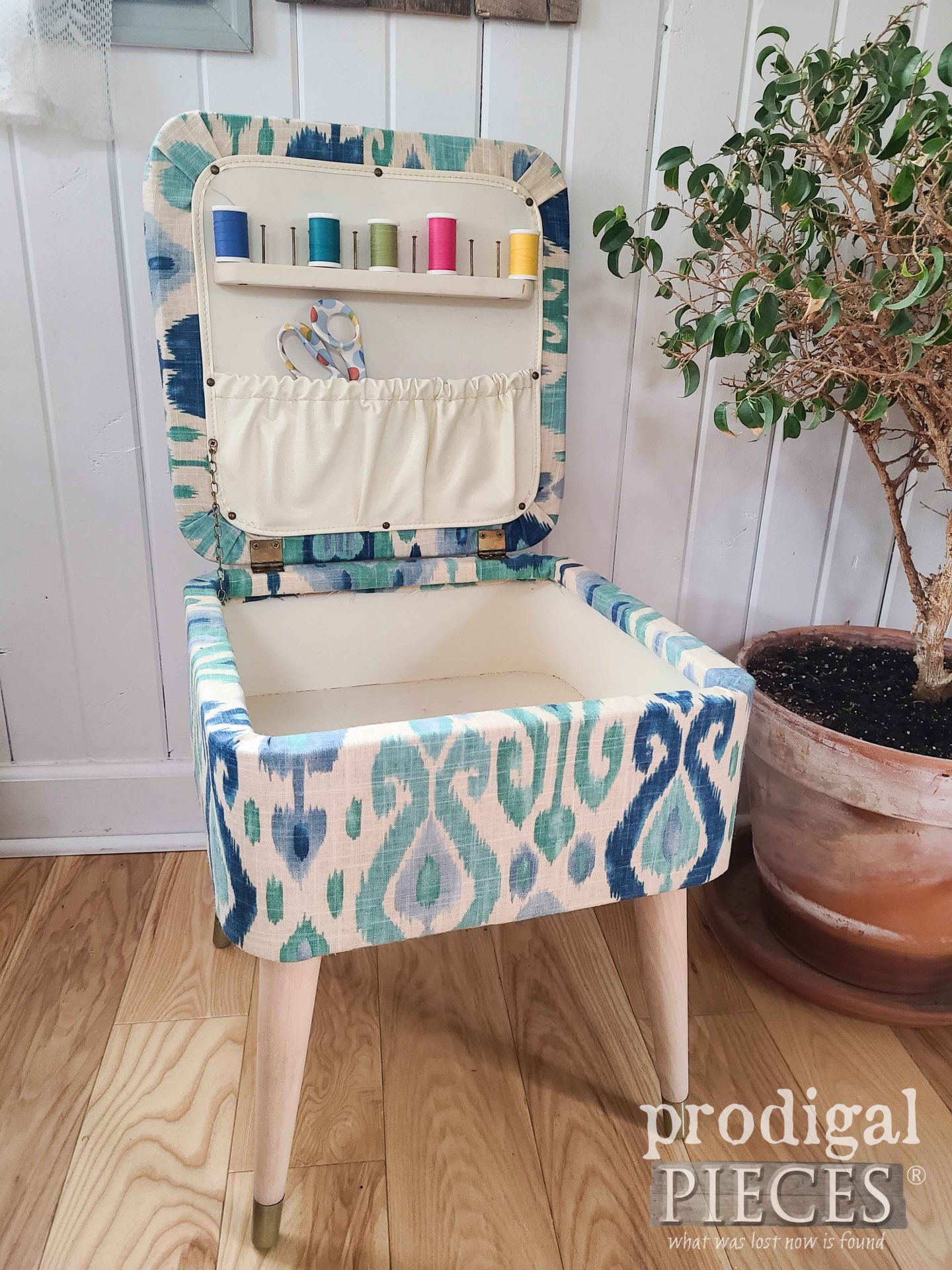 Open Vintage Sewing Stool Lid with Notions by Larissa of Prodigal Pieces | prodigalpieces.com #prodigalpieces #sewing #diy #vintage