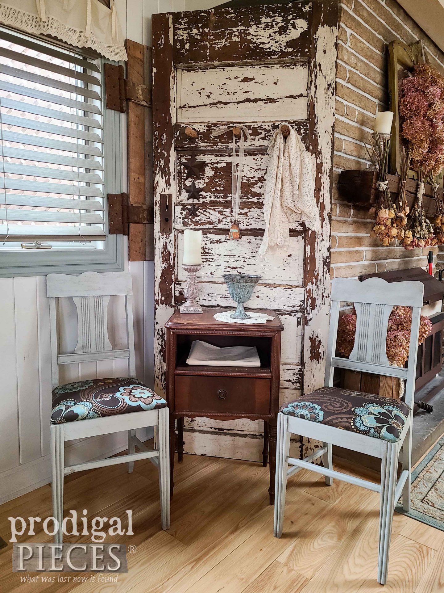 DIY Updated Vintage Chairs with Upholstery by Larissa of Prodigal Pieces | prodigalpieces.com #prodigalpieces #vintage #furniture