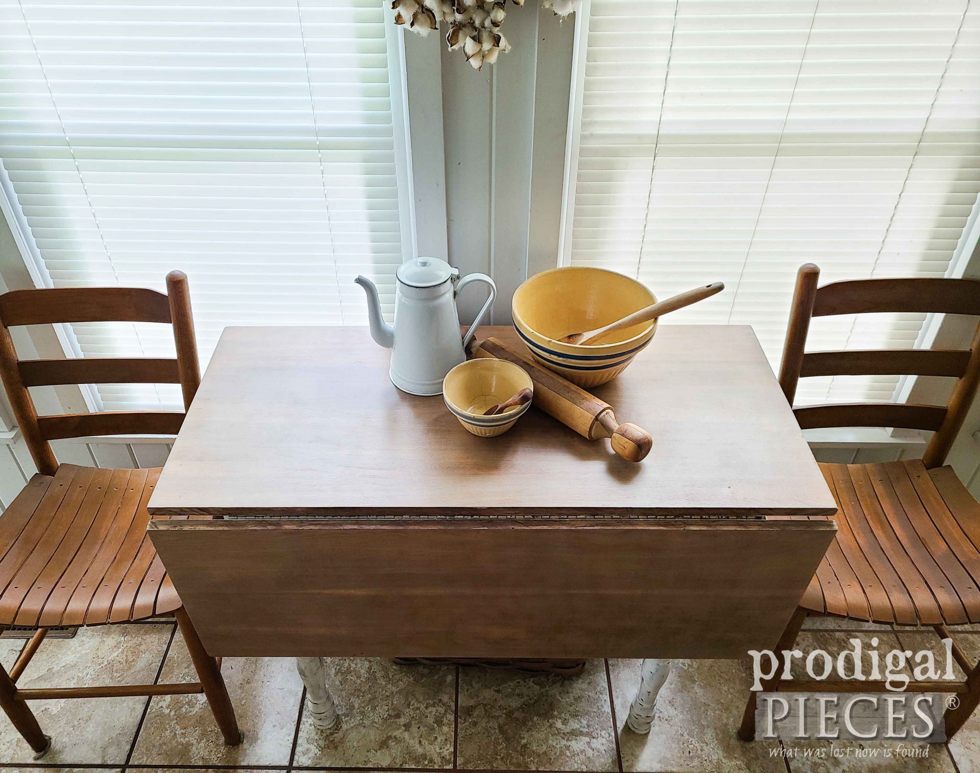 Weathered Wood Vintage Drop-Leaf Dining Table Top by Larissa of Prodigal Pieces | prodigalpieces.com #prodigalpieces #vintage #furniture