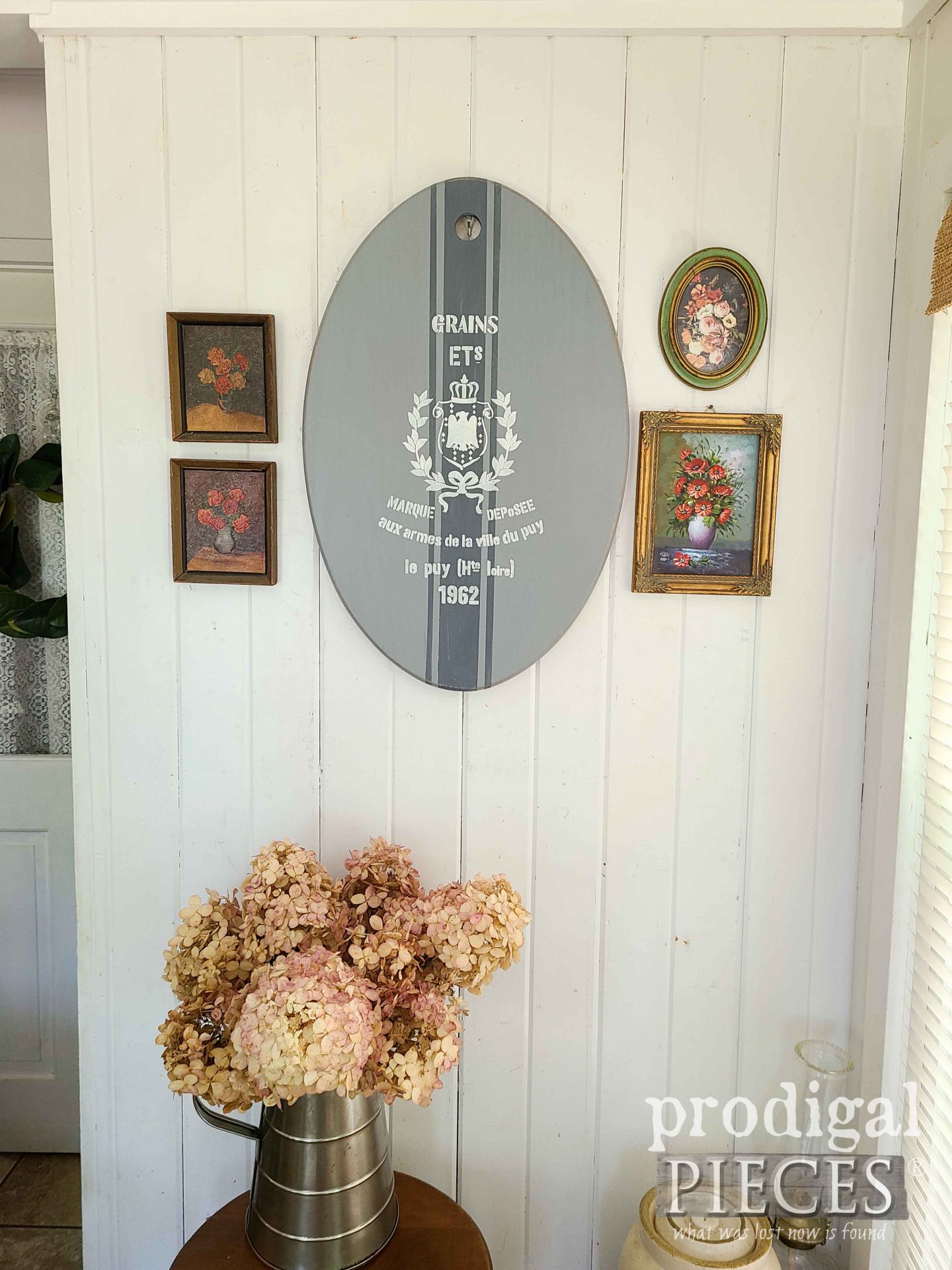 Handmade Wooden Farmhouse Serving Tray as Wall Decor from Side Table Upcycled by Larissa of Prodigal Pieces | prodigalpieces.com #prodigalpieces #homedecor #diy