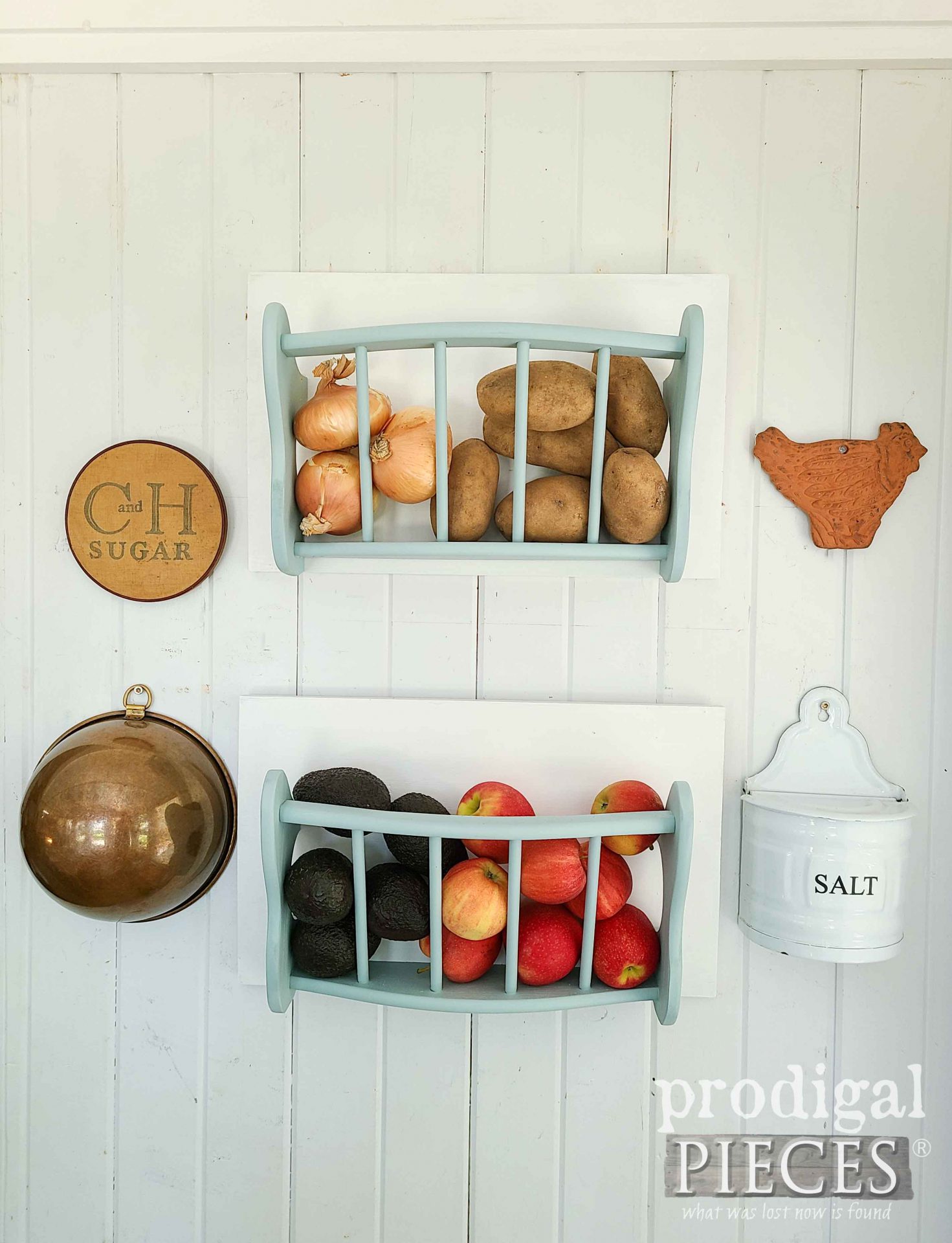 Farmhouse Wall Pockets from Side Table Upcycled by Larissa of Prodigal Pieces | prodigalpieces.com #prodigalpieces #farmhouse #storage #upcycled