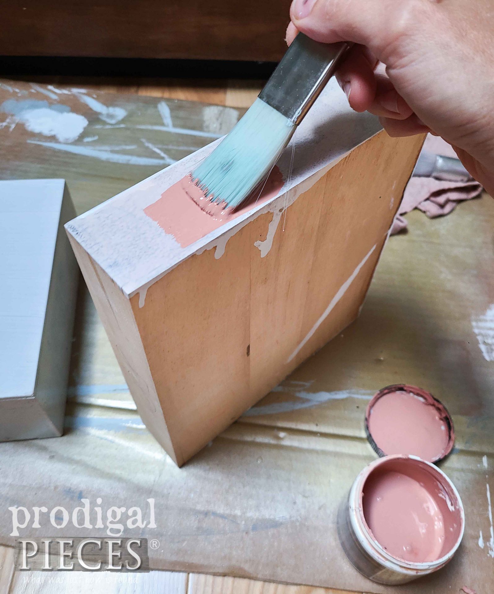 Painting DIY Jewelry Box Drawer | prodigalpieces.com #prodigalpieces