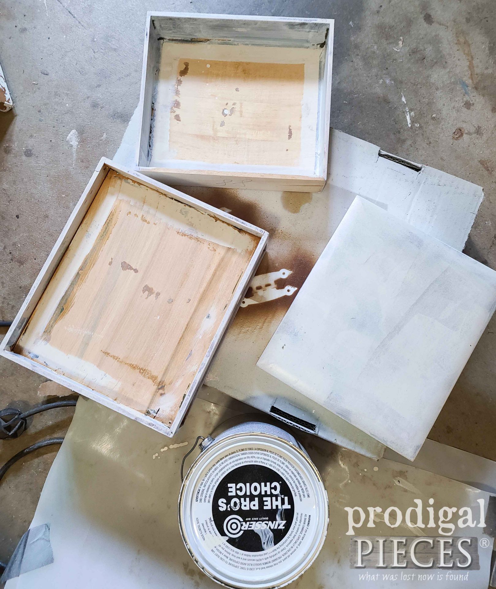 Applying Zinsser BIN Primer to DIY Jewelry Box | prodigalpieces.com #prodigalpieces