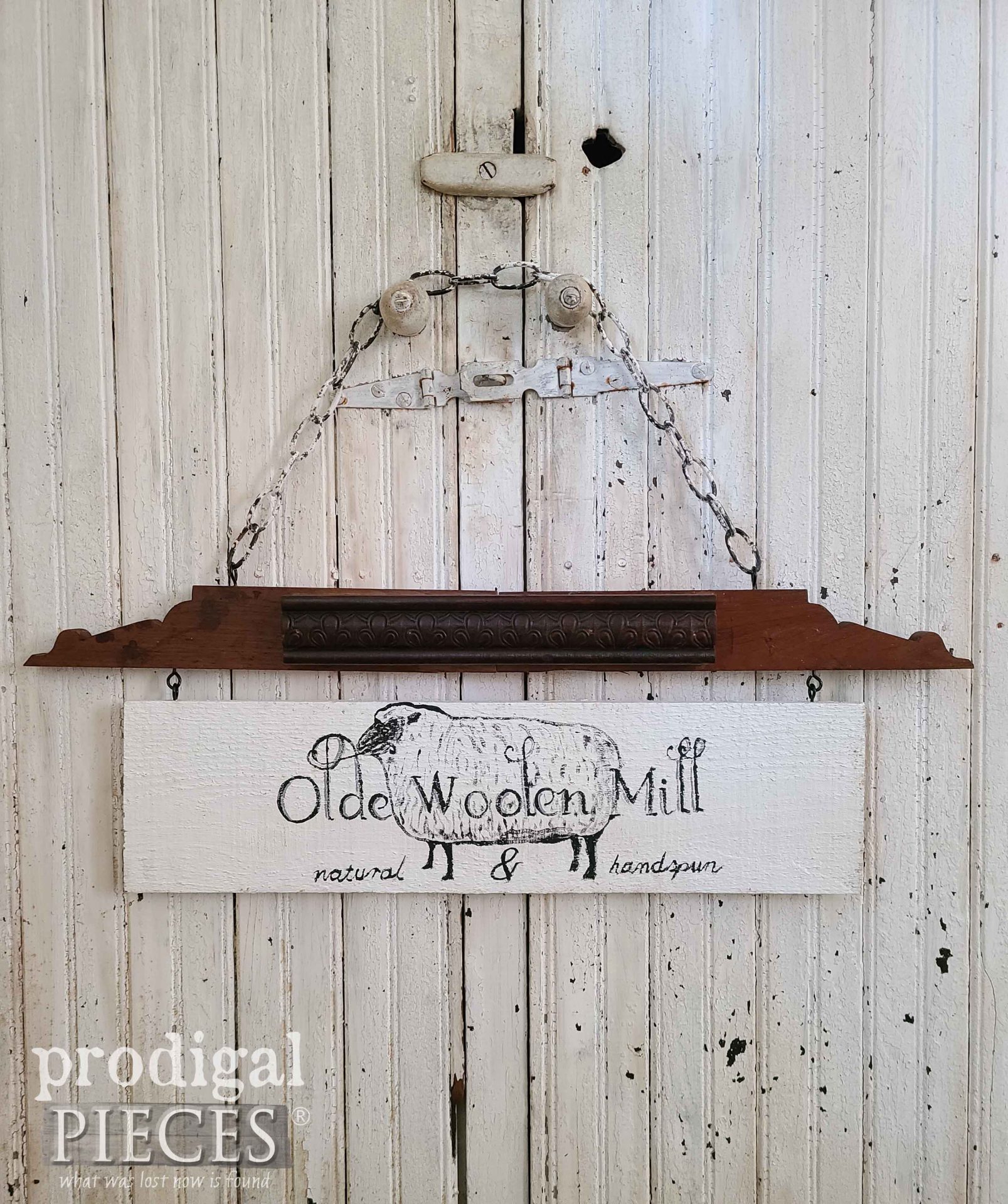 Farmhouse Olde Woolen Mill Sign by Larissa of Prodigal Pieces | prodigalpieces.com #prodigalpieces #farmhouse #diy #reclaimed