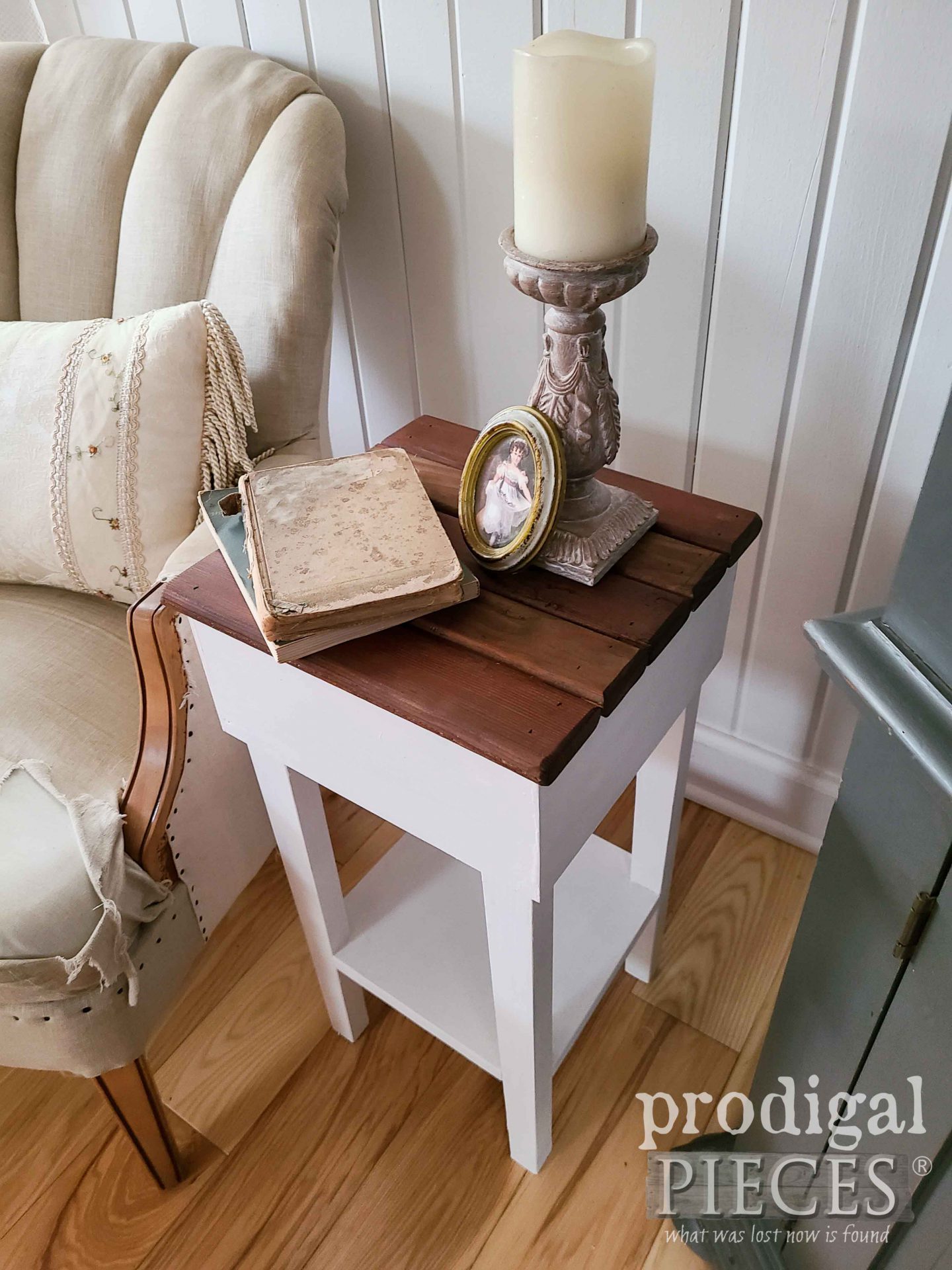 Planked Top Farmhouse Side Table by Prodigal Pieces Kids CREATE | prodigalpieces.com #prodigalpieces #farmhoiuse #furniture #kids