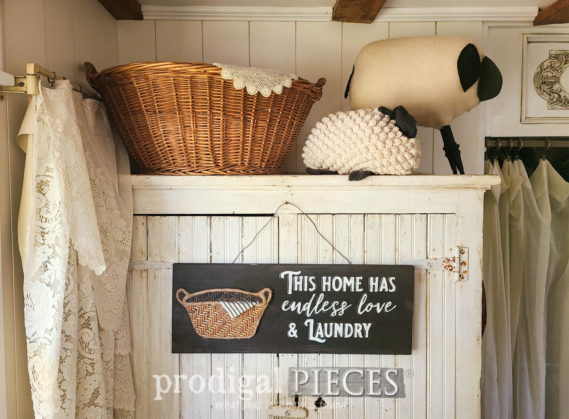 Featured Farmhouse DIY Laundry Sign Makeover by Larissa of Prodigal Pieces | prodigalpieces.com #prodigalpieces #farmhouse #diy #homedecor #thrifted