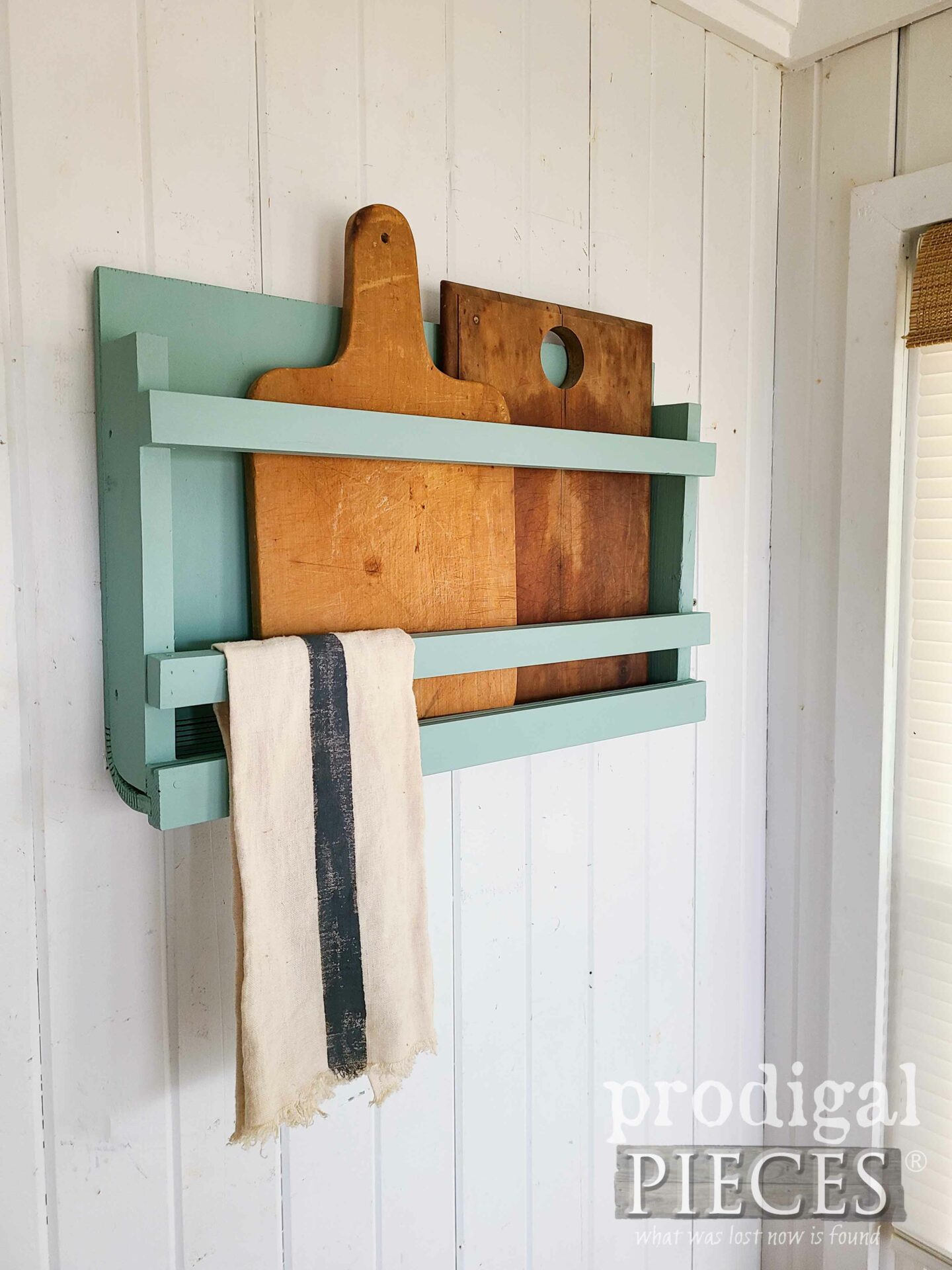 Side View of Upcycled Vanity Wall Rack by Larissa of Prodigal Pieces | prodigalpieces.com #prodigalpieces #repurposed #kitchen