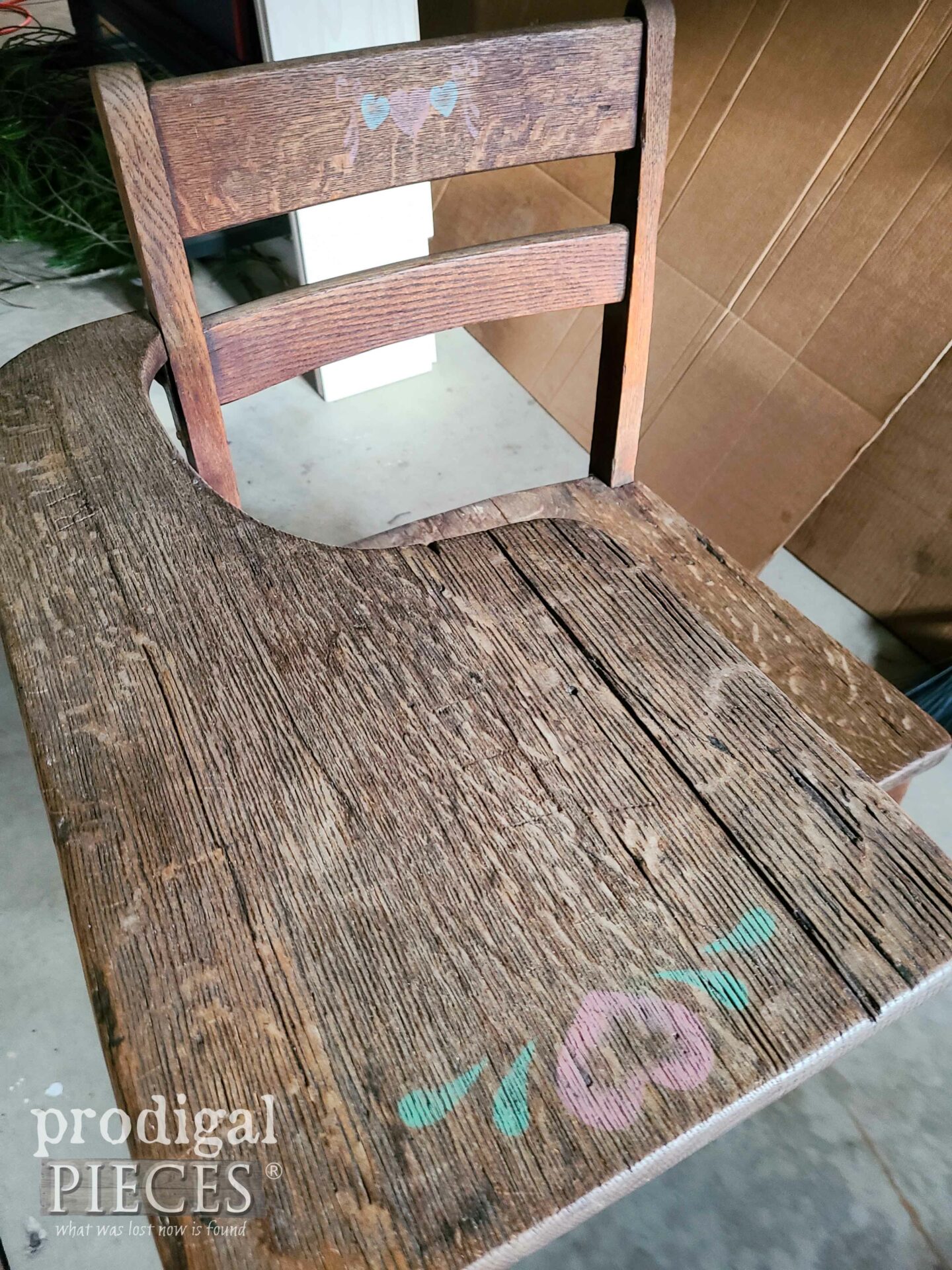 Old Wooden Vintage School Desk | prodigalpieces.com #prodigalpieces