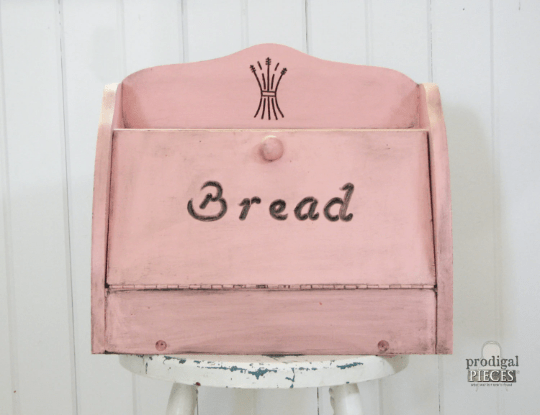 Vintage Pink Bread Box | prodigalpieces.com #prodigalpieces