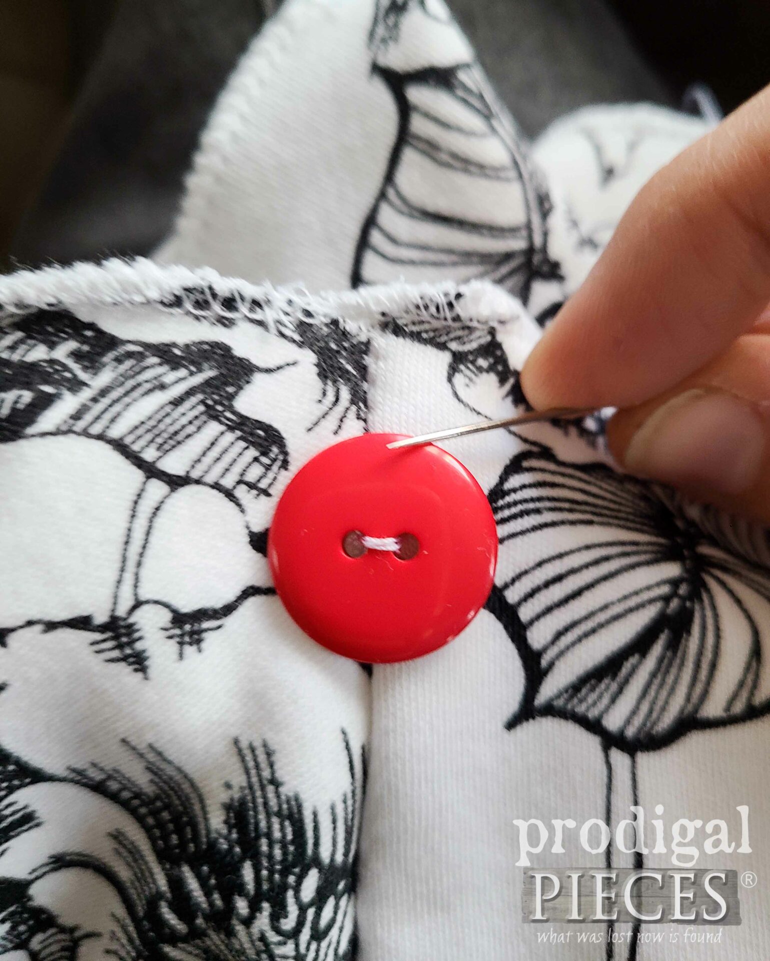 Sewing Button onto DIY Wavy Girl Hair Plopping Towel | prodigalpieces.com #prodigalpieces #prodigalpieces