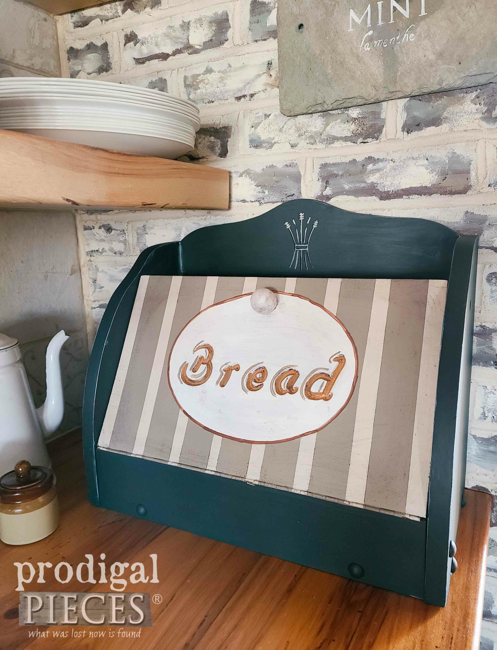 Striped Vintage Box DIY Tutorial by Larissa of Prodigal Pieces | prodigalpieces.com #prodigalpieces #kitchen #diy