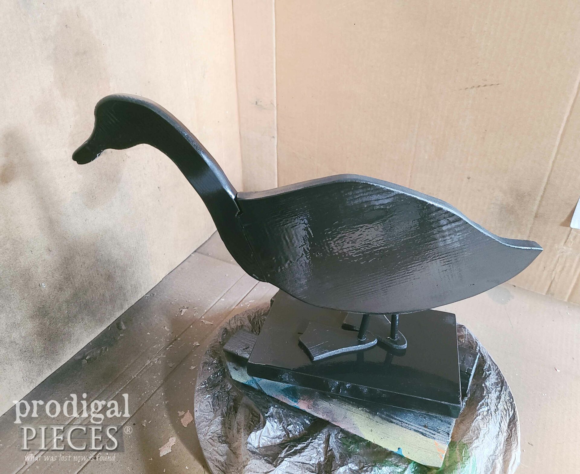 Painted Black Wooden Goose Statue | prodigalpieces.com #prodigalpieces