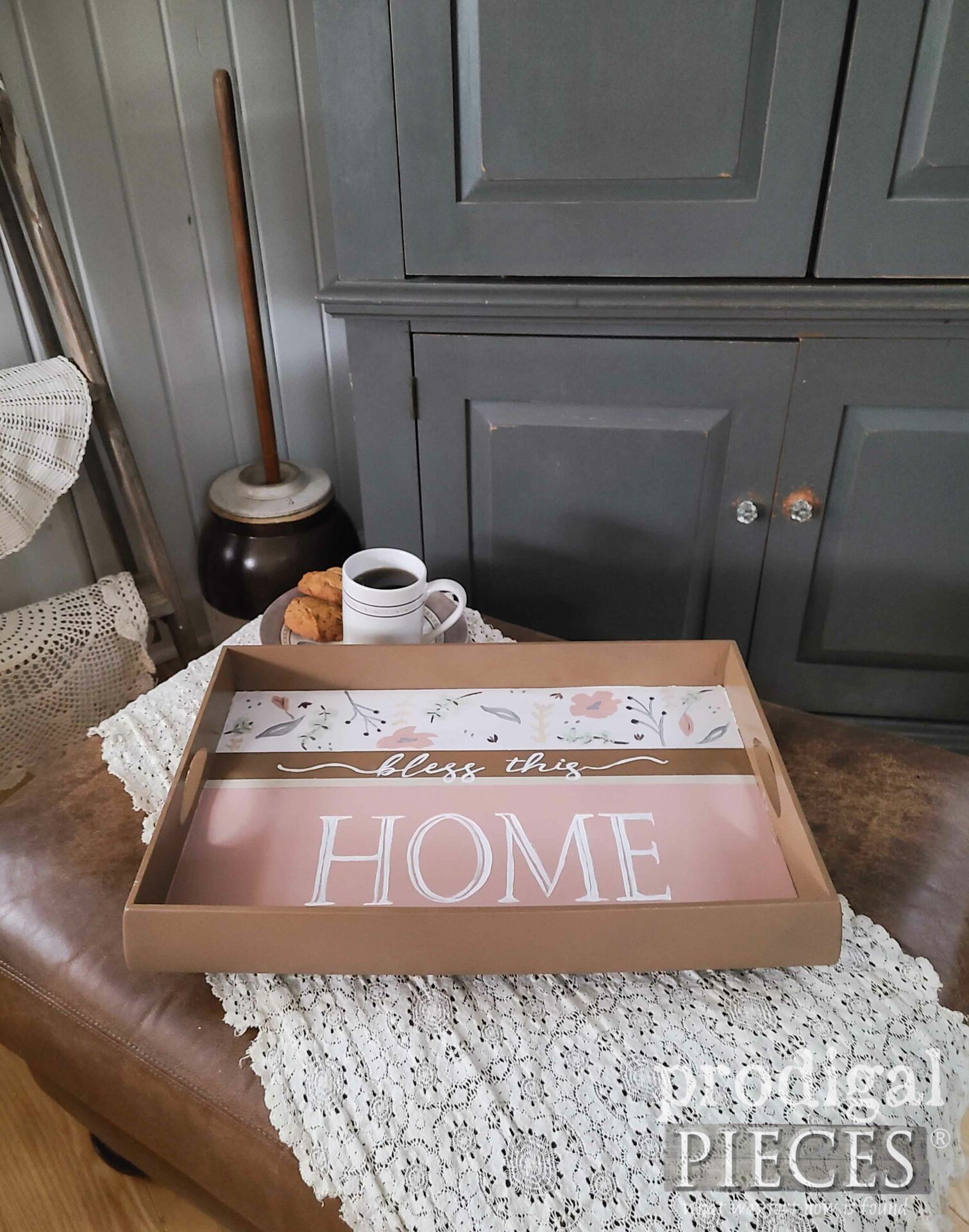 Upcycled Serving Tray from Thrift Store Find by Larissa of Prodigal Pieces | prodigalpieces.com #prodigalpieces #thrifted #diy #homedecor