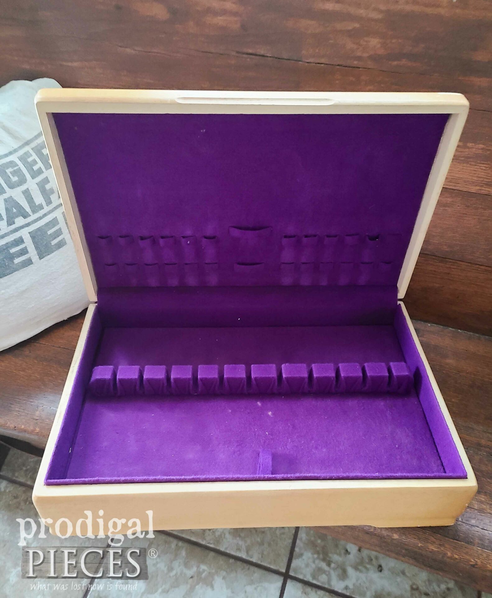 Purple Felt Lined Silverware Chest | prodigalpieces.com #prodigalpieces