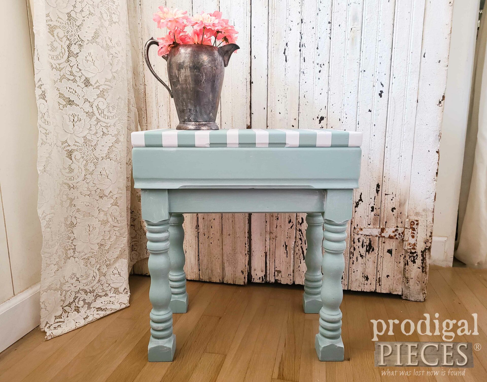 Shabby Chic Side Table with French Graphic by Larissa of Prodigal Pieces | prodigalpieces.com #prodigalpieces #shabbychic #french #upcycled