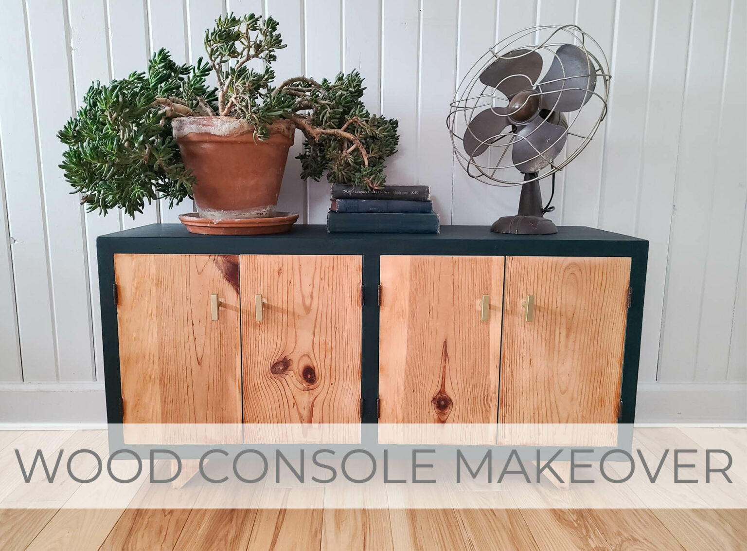 Wood Console Makeover by Livin' Real with Larissa | livinrealwithlarissa.com #livinrealwithlarissa