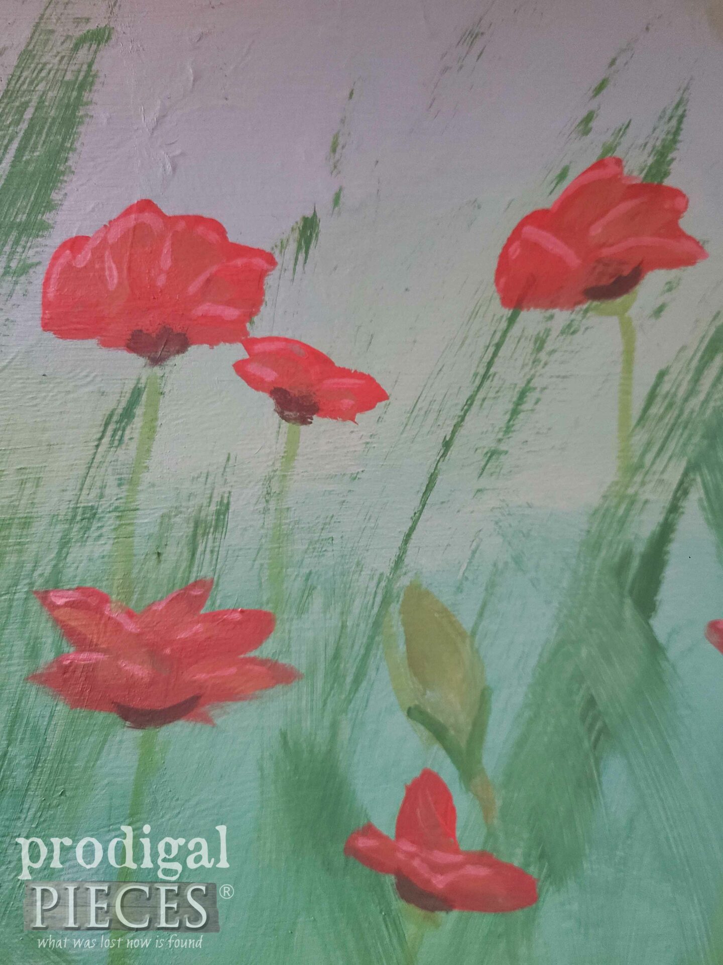 Hand-painted poppy art by Larissa of Prodigal Pieces | prodigalpieces.com #prodigalpieces