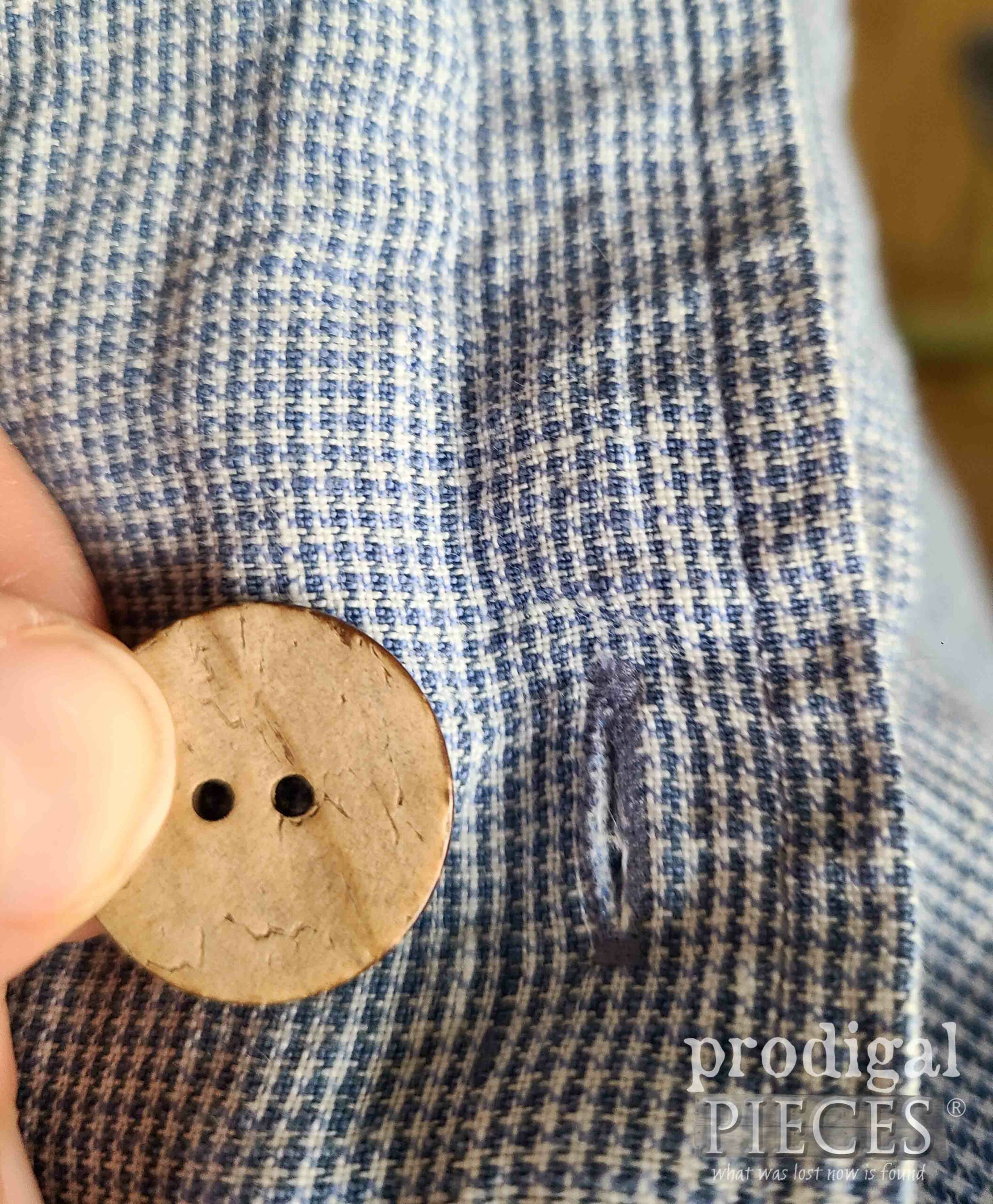DIY Linen Jacket Buttonhole | prodigalpieces.com #prodigalpieces