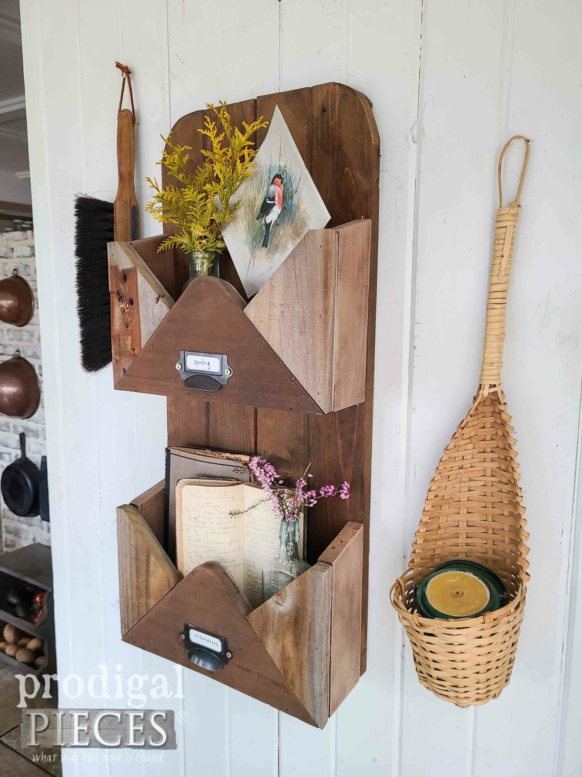 Right Side of Reclaimed Wood Wall Pocket by Larissa of Prodigal Pieces | prodigalpieces.com #prodigalpieces #reclaimed #farmhouse