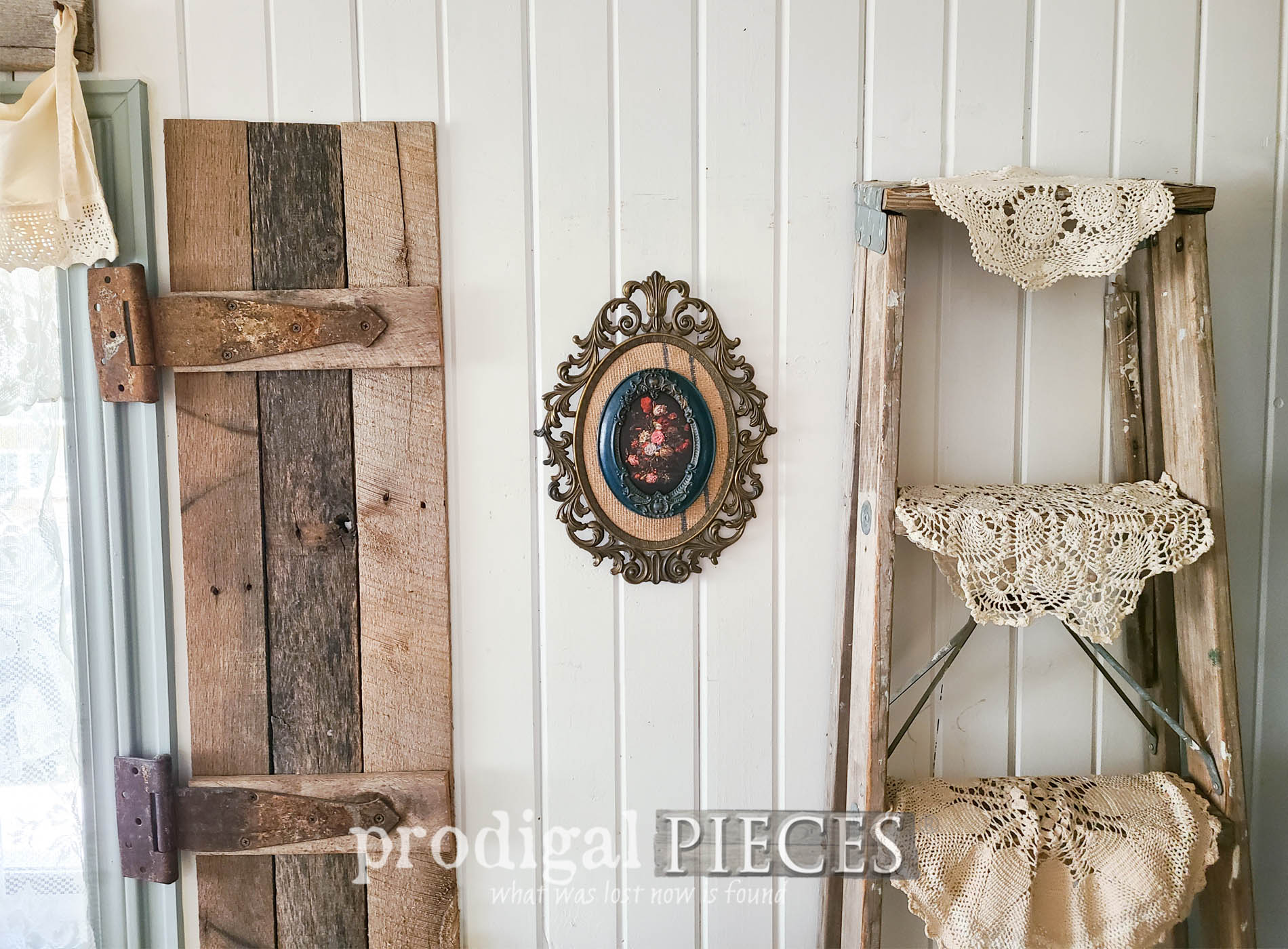 Featured Ornate Brass Frame Upcycled into Farmhouse Art by Larissa of Prodigal Pieces | prodigalpieces.com #prodigalpieces