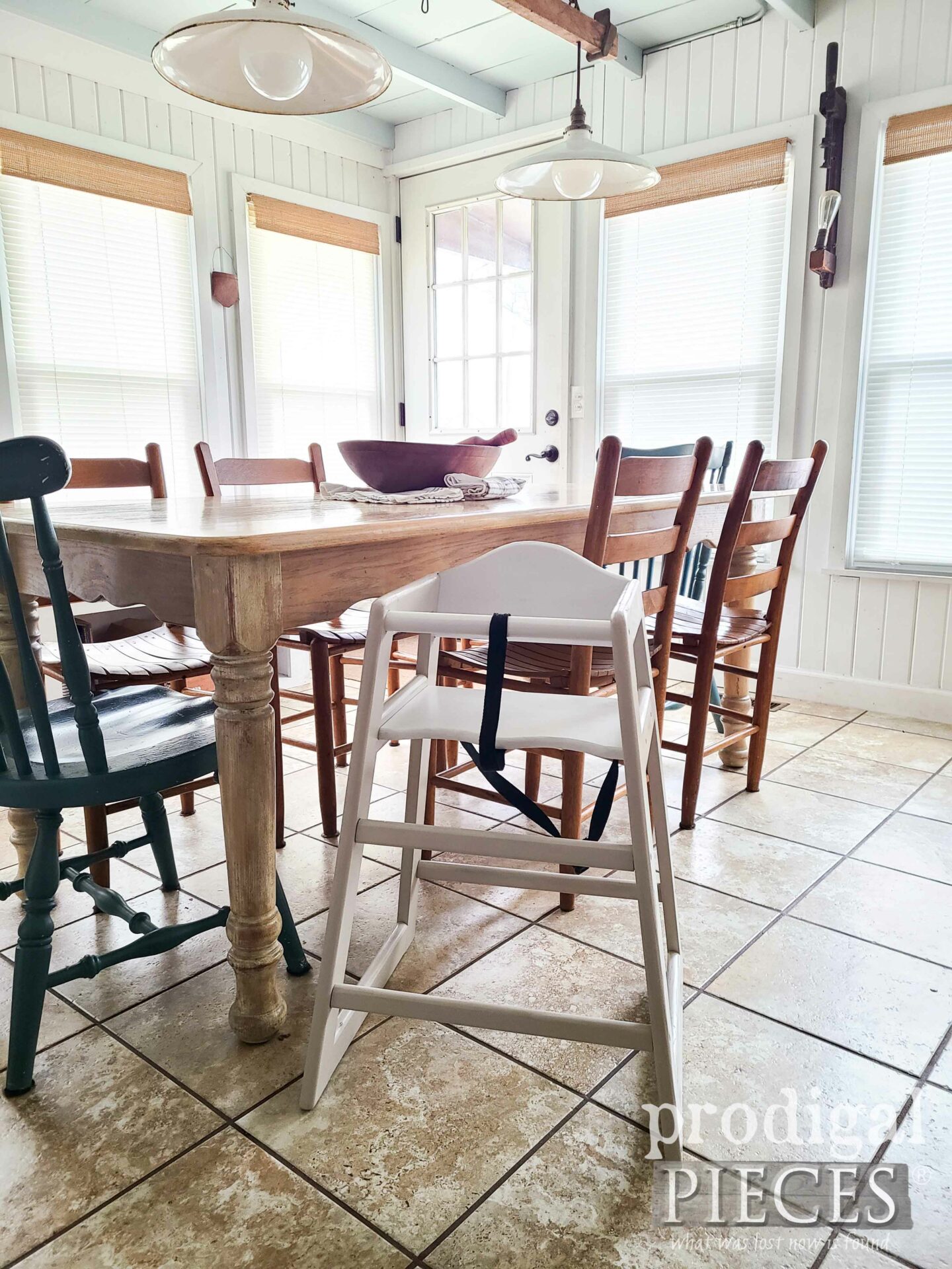 Modern Farmhouse DIY Painted Highchair Makeover by Larissa of Prodigal Pieces | prodigalpieces.com #prodigalpieces #dining #diy #farmhouse