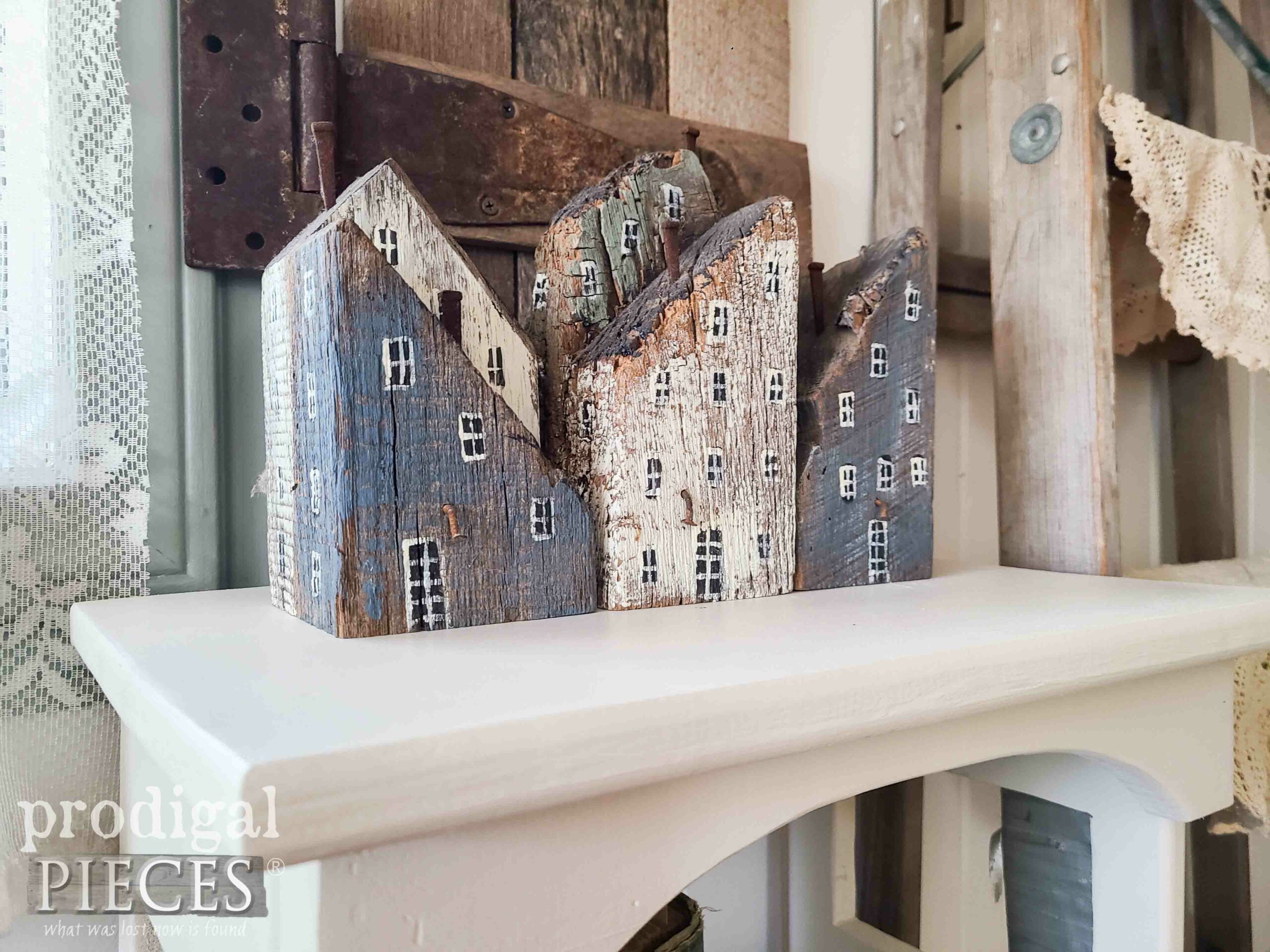 Rustic Reclaimed Wood Houses by Larissa of Prodigal Pieces | prodigalpieces.com #prodigalpieces #reclaimed #farmhouse
