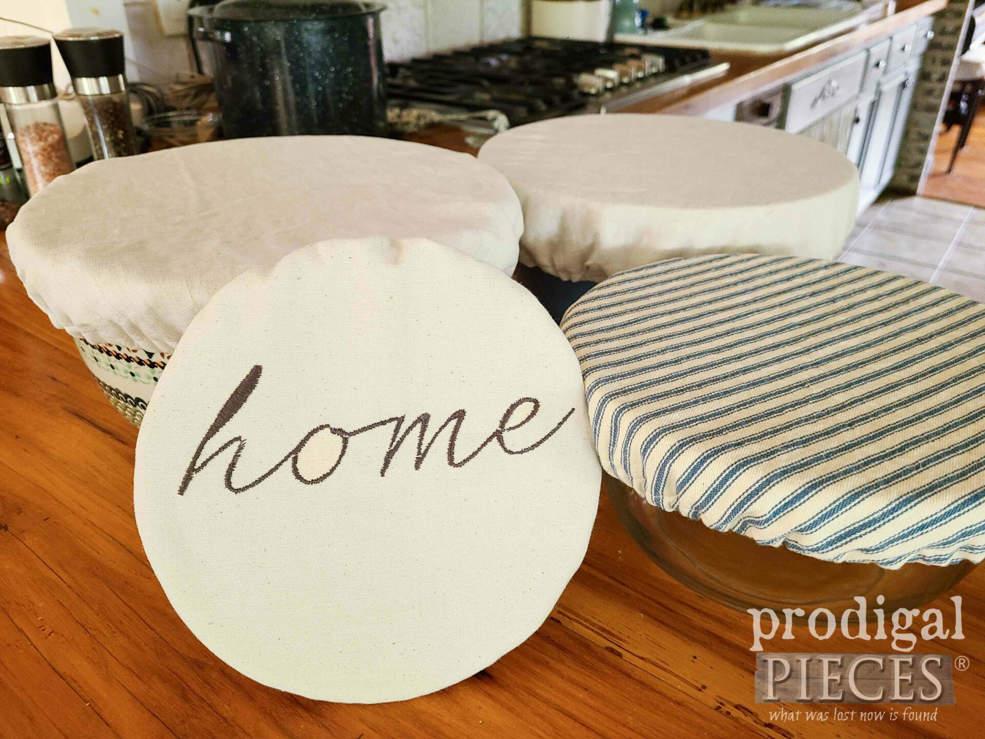 Embroidered DIY Bowl Cover by Larissa of Prodigal Pieces | prodigalpieces.com #prodigalpieces #farmhouse #diy #sewing