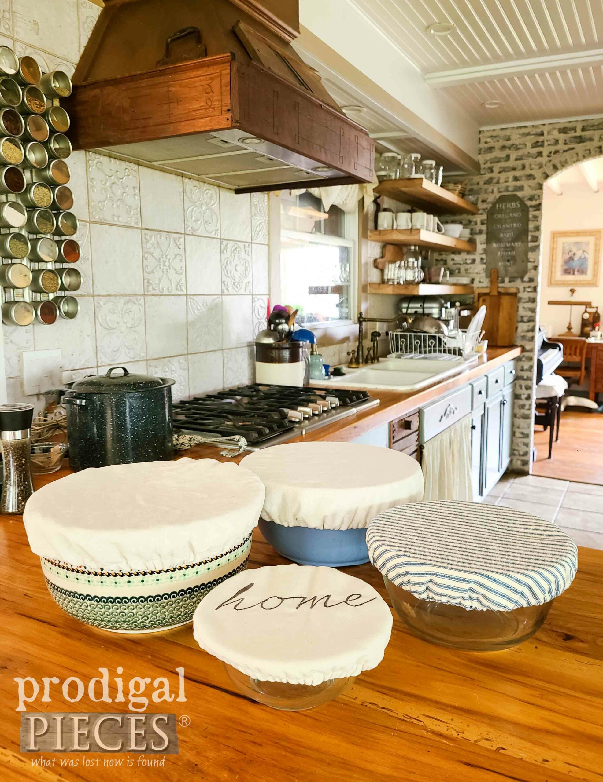 Farmhouse Kitchen DIY Bowl Cover with Moisture Lining Tutorial by Larissa of Prodigal Pieces | prodigalpieces.com #prodigalpieces #farmhouse #refashion #diy #sewing