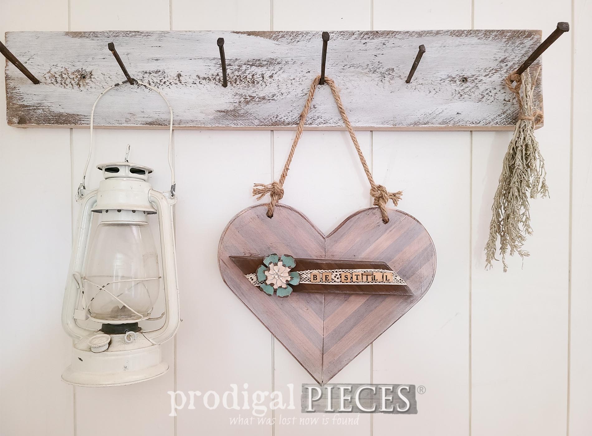 Featured Upcycled Wooden Trivet into Rustic Heart by Larissa of Prodigal Pieces | prodigalpieces.com #prodigalpieces #farmhouse #diy #upcycled