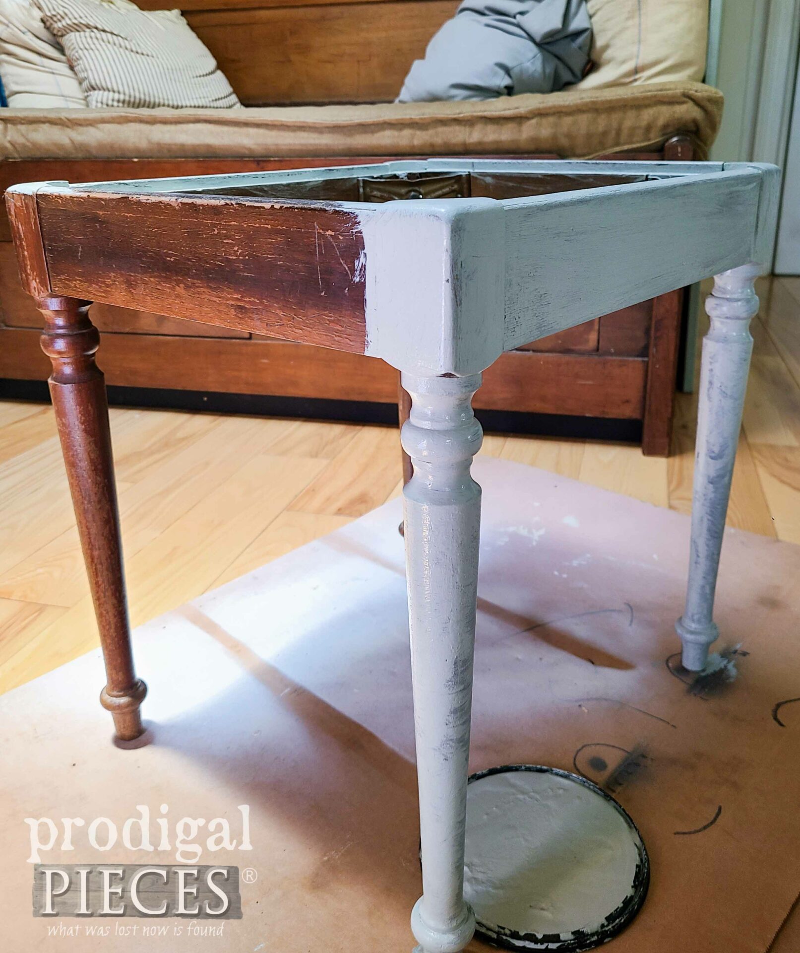 Painting Antique Vanity Seat Base | prodigalpieces.com #prodigalpieces