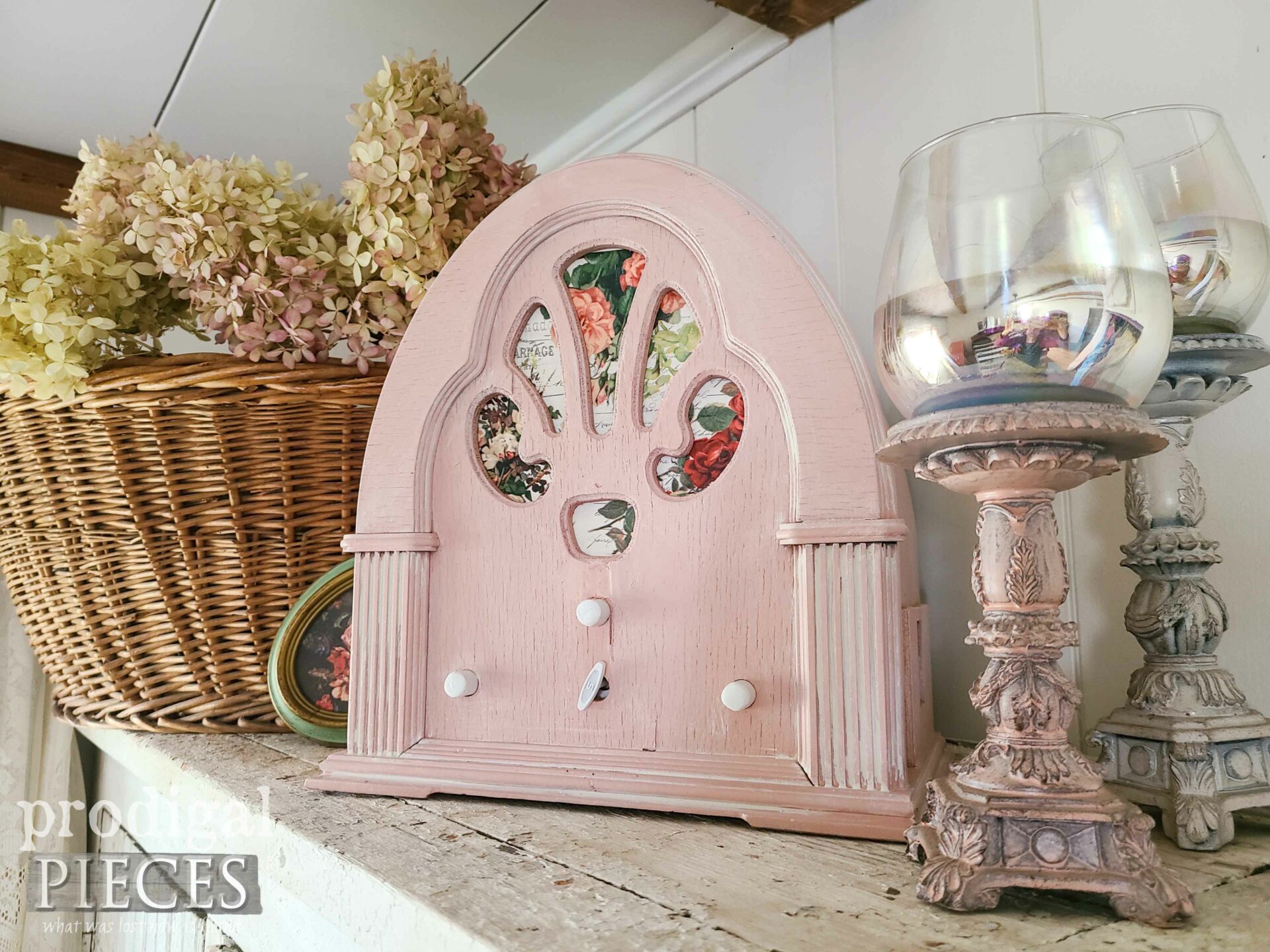 Pink Antique Radio Upcycled by Larissa of Prodigal Pieces | prodigalpieces.com #prodigalpieces #antique #repurposed 