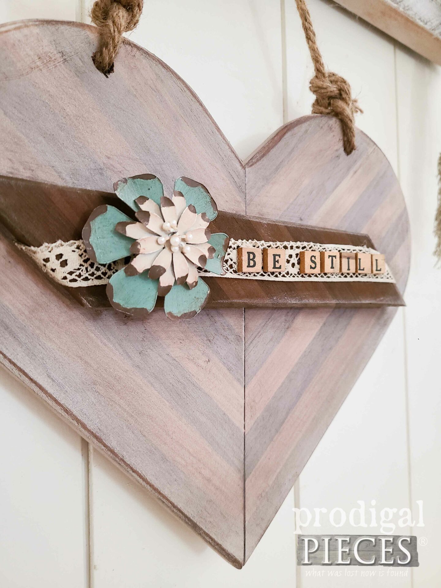 Upcycled Wooden Trivet into Farmhouse Heart with Be Still by Larissa of Prodigal Pieces | prodigalpieces.com #prodigalpieces #rustic #farmhouse