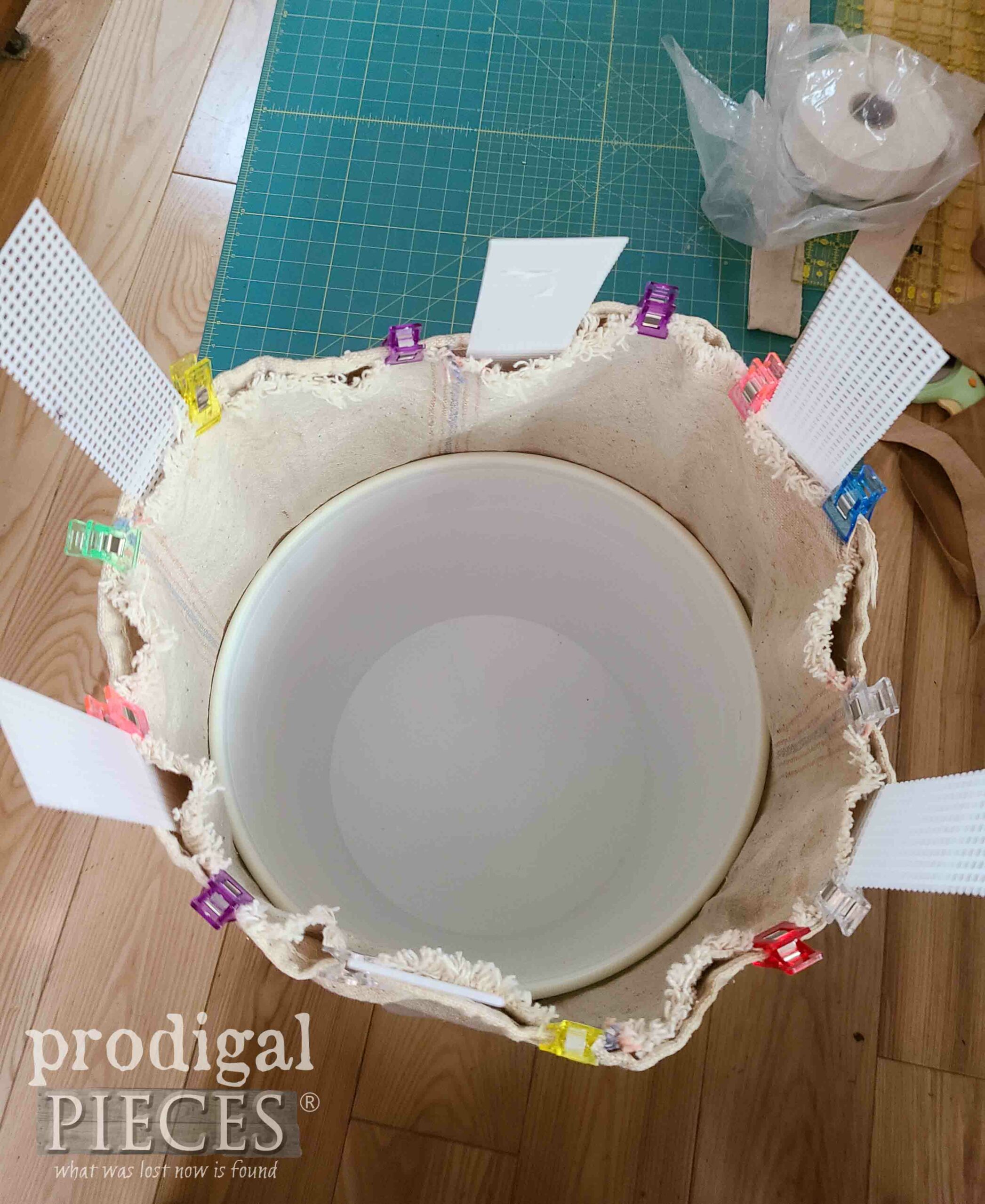 Inserting Canvas Strips into Bucket | prodigalpieces.com #prodigalpieces