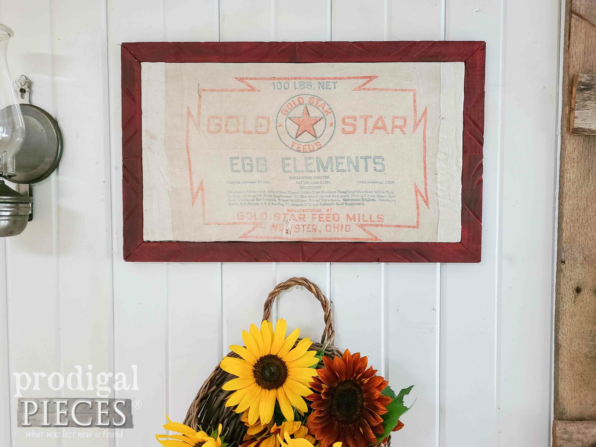 Farmhouse DIY Art with Repurposed Feed Sack by Larissa of Prodigal Pieces | prodigalpieces.com #prodigalpieces #diy #farmhouse #thrifted