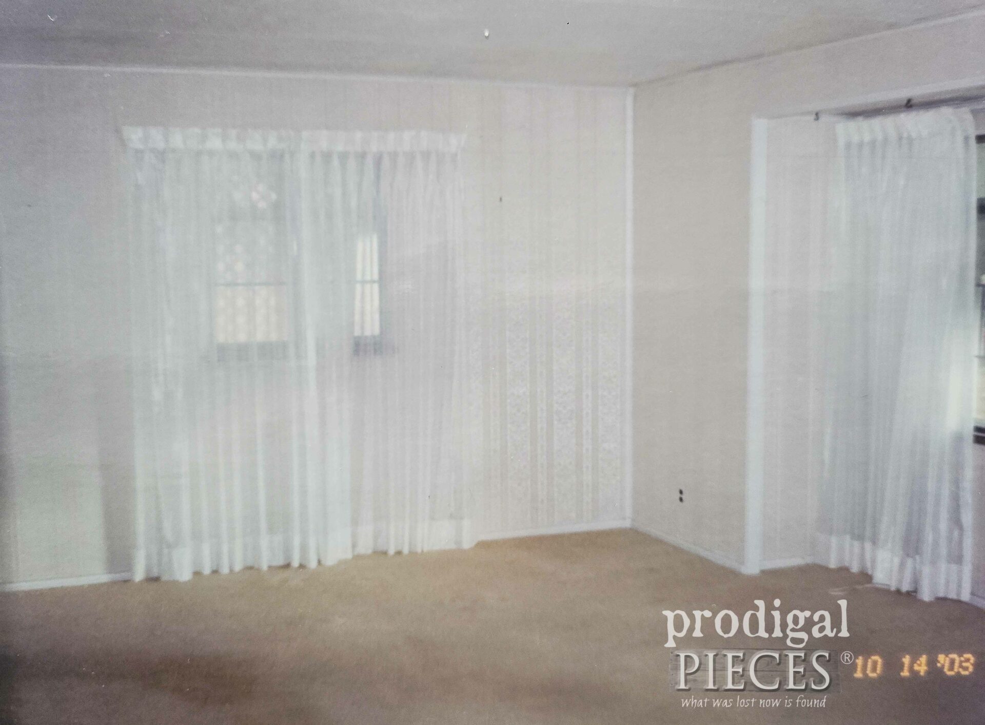 Living Room White Before | prodigalpieces.com #prodigalpieces