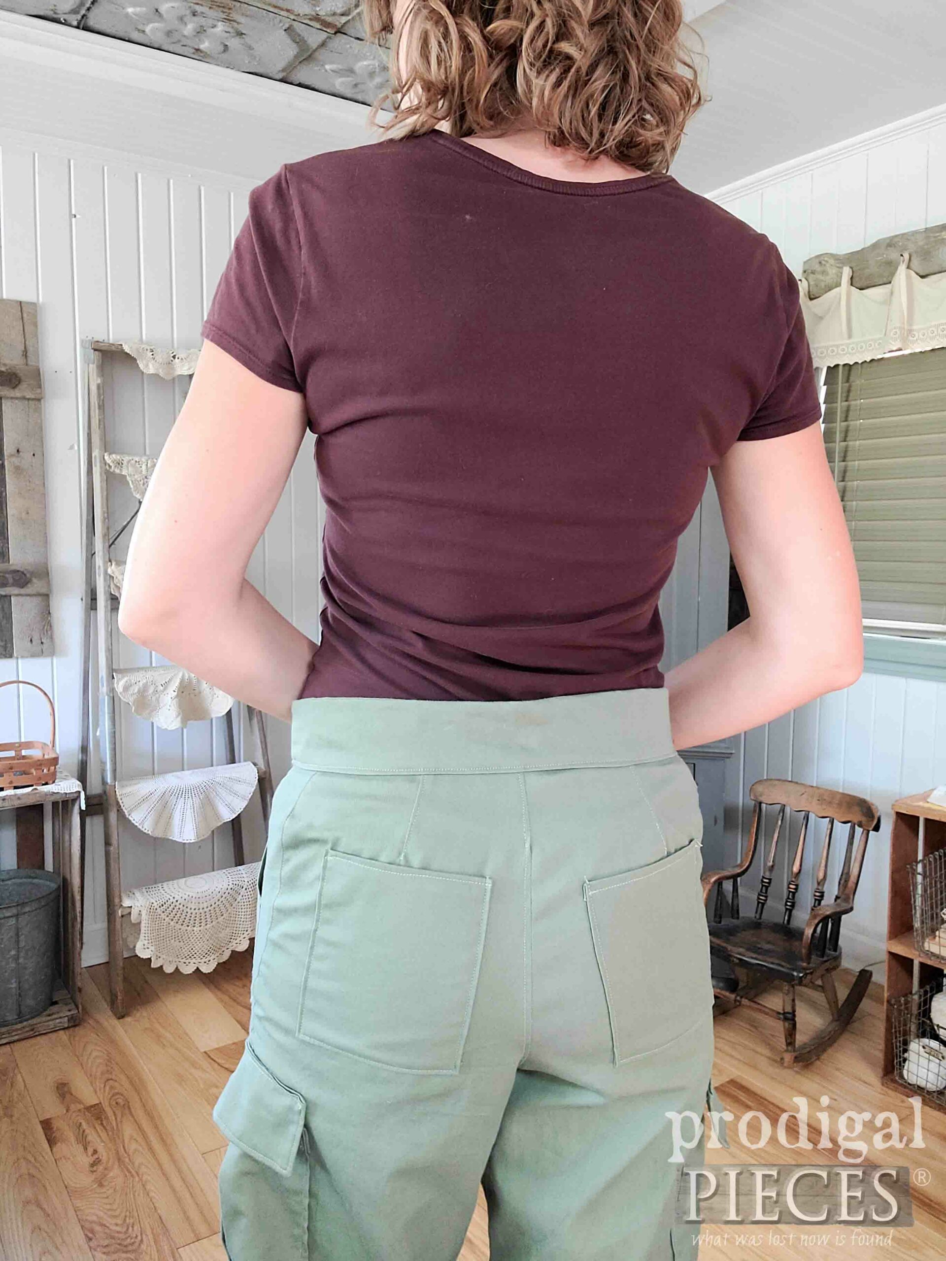 Back Pockets of Refashioned Cargo Pants by Larissa of Prodigal Pieces | prodigalpieces.com #prodigalpieces