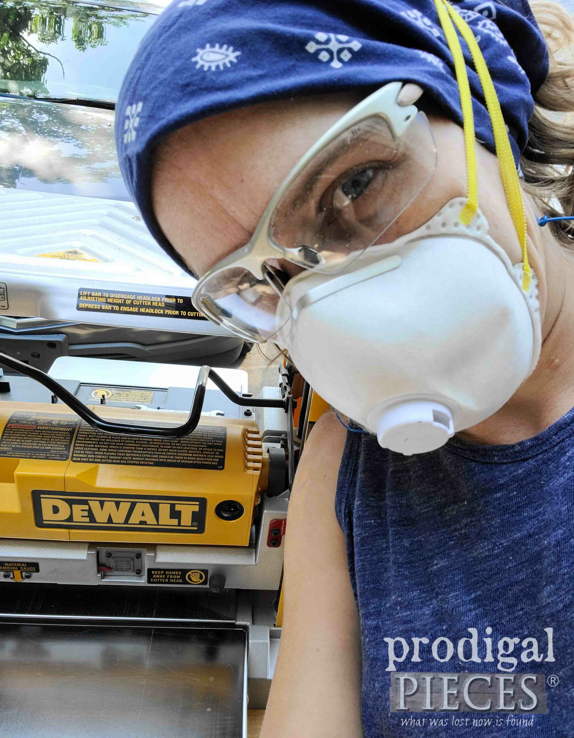 Larissa of Prodigal Pieces with DeWalt Planer for Reclaimed Wood Bench | prodigalpieces.com #prodigalpieces