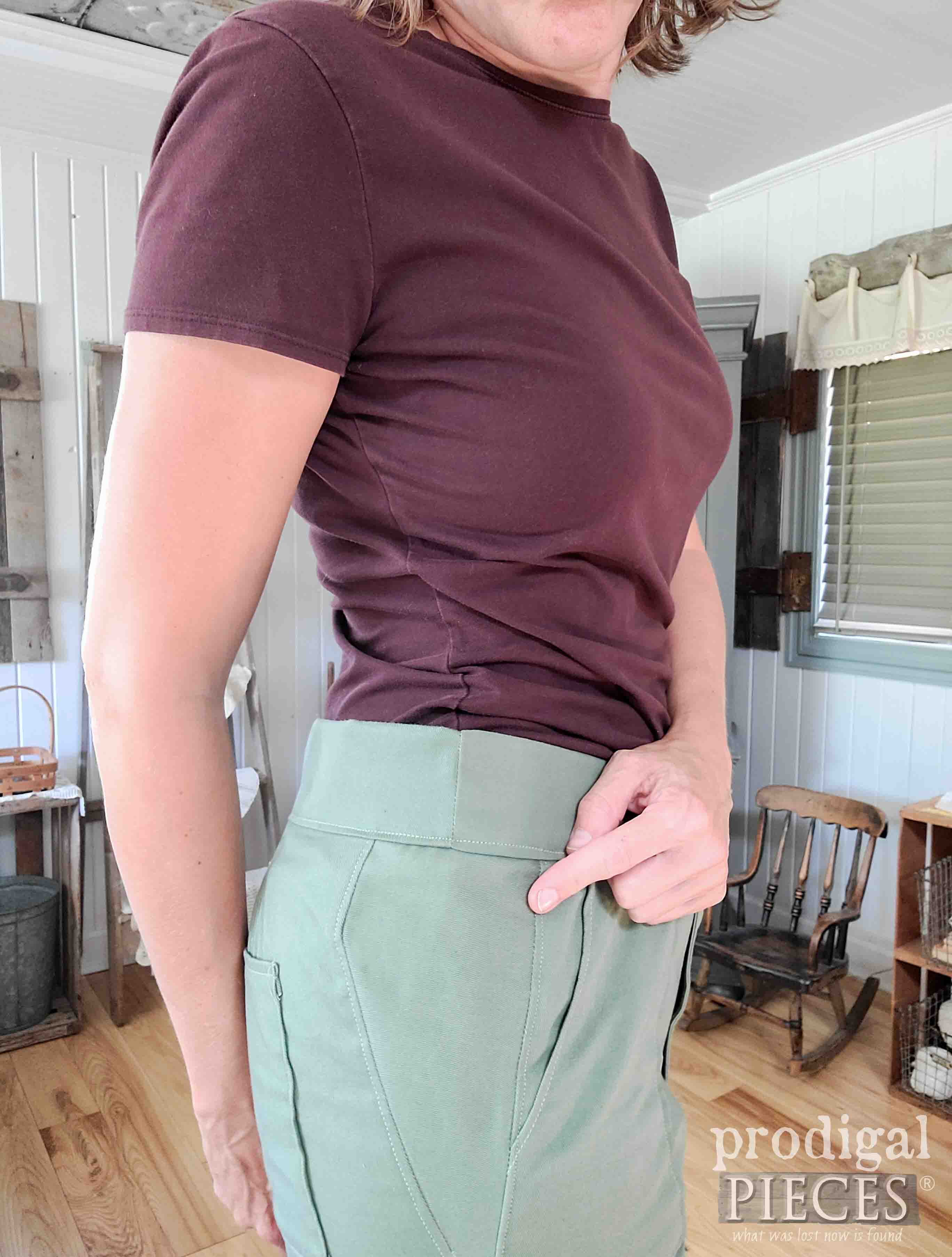 DIY Cargo Pants with Altered Gusset by Larissa of Prodigal Pieces | prodigalpieces.com #prodigalpieces