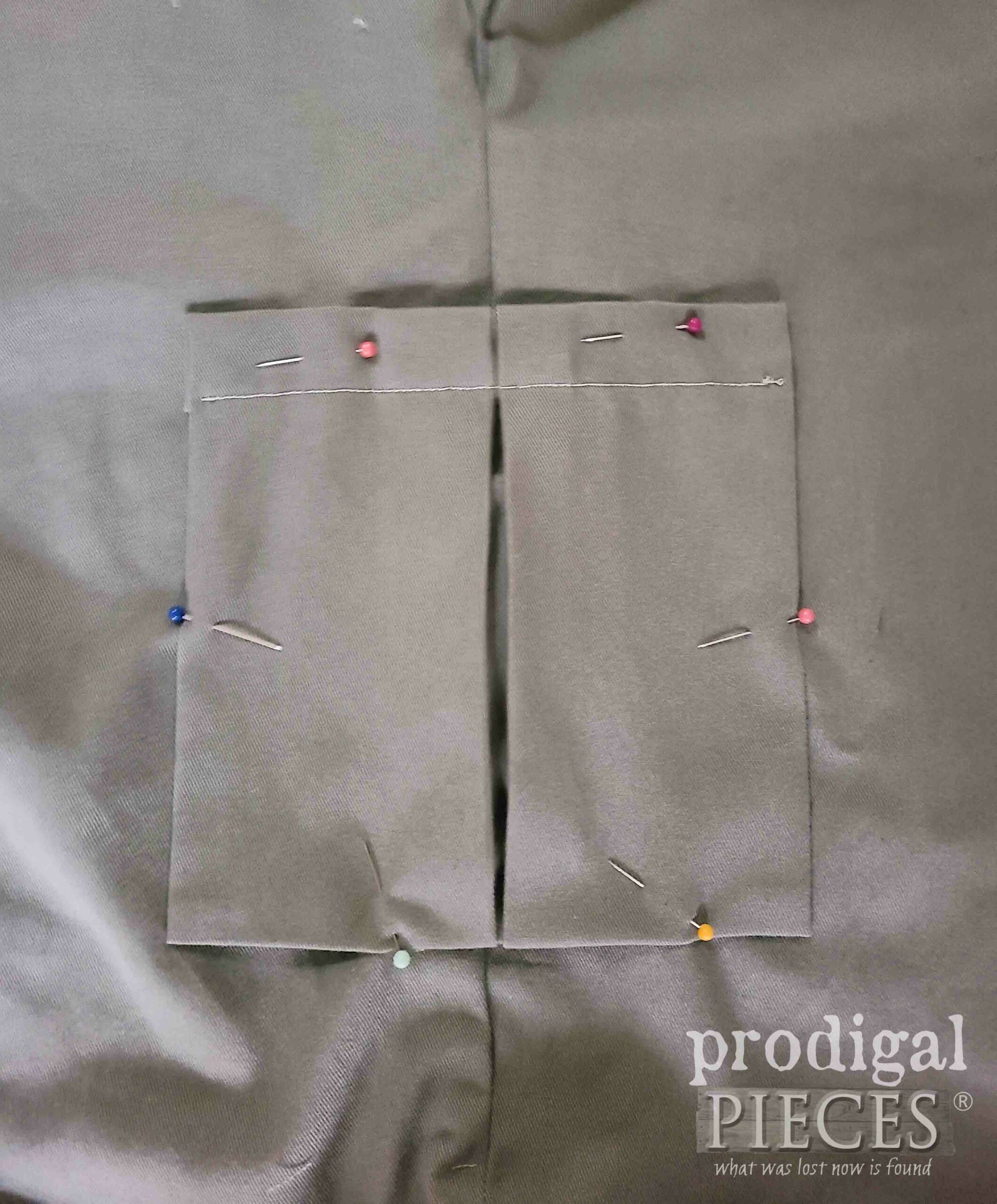 Pinned Cargo Pants Pocket | prodigalpieces.com #prodigalpieces