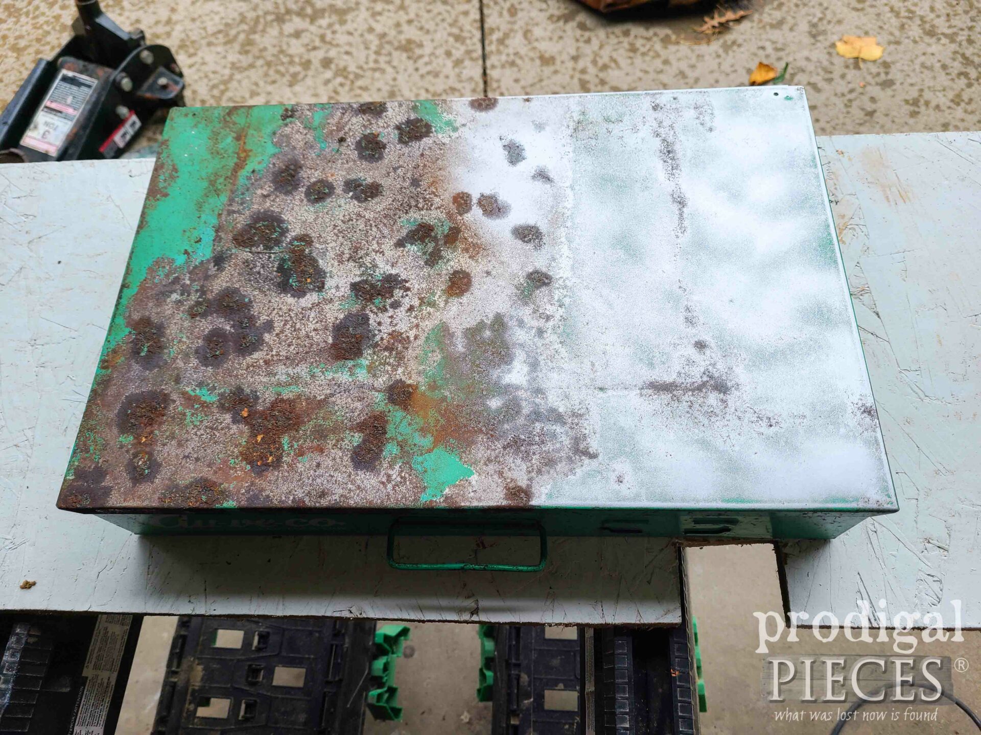 Sanding Hardware Box | Damaged Vintage Repair | prodigalpieces.com #prodigalpieces 