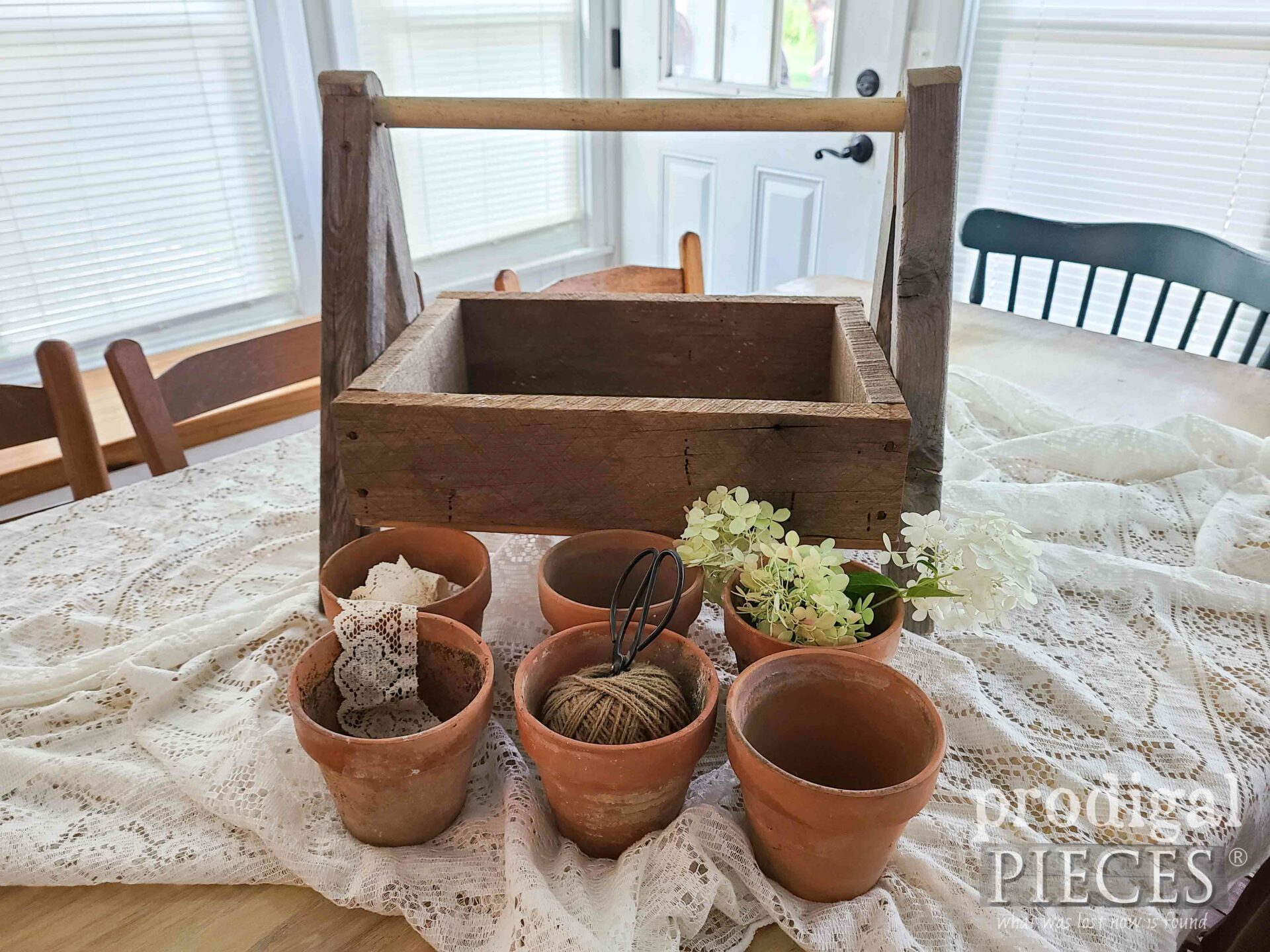 Antique Terra Cotta Pots with Reclaimed Wood Tote | prodigalpieces.com #prodigalpieces